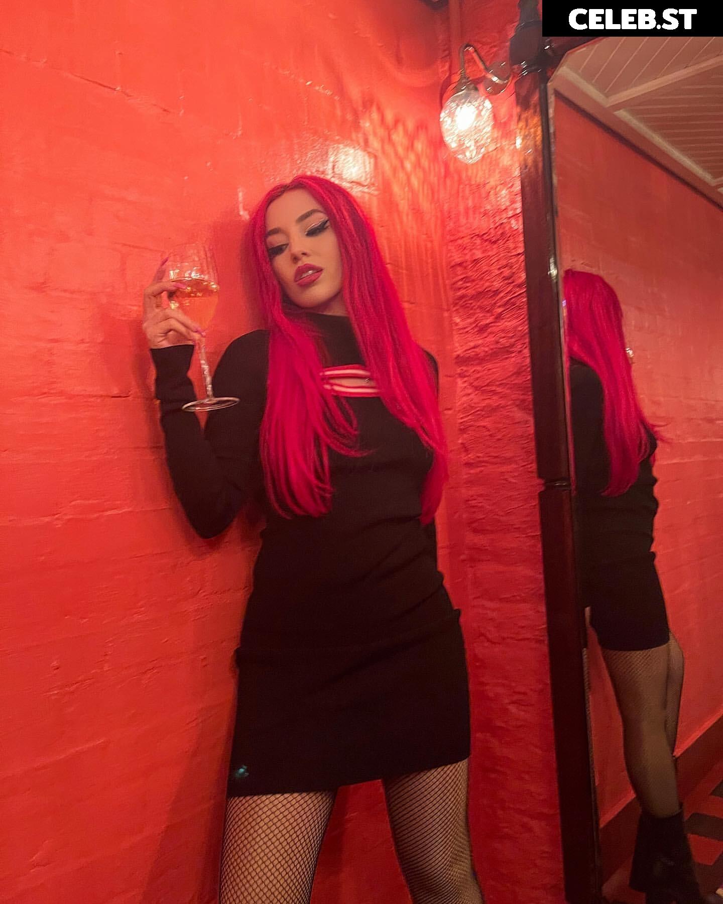 Ava Max Image 1993558