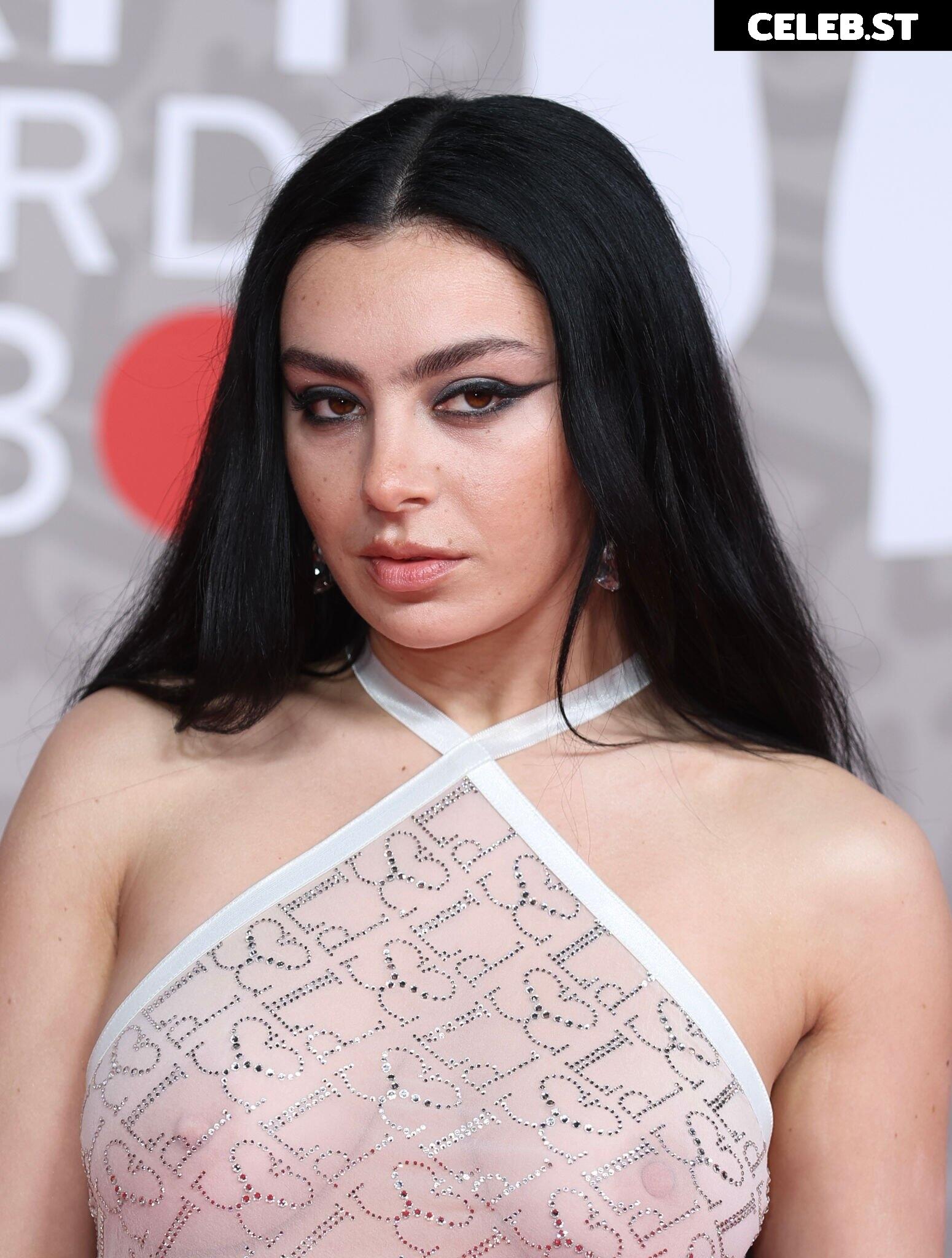 Charli XCX Image 1993799