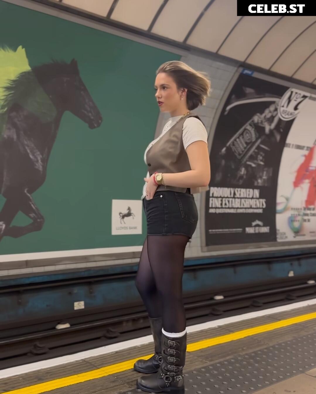 Allie Sherlock Image 1993776