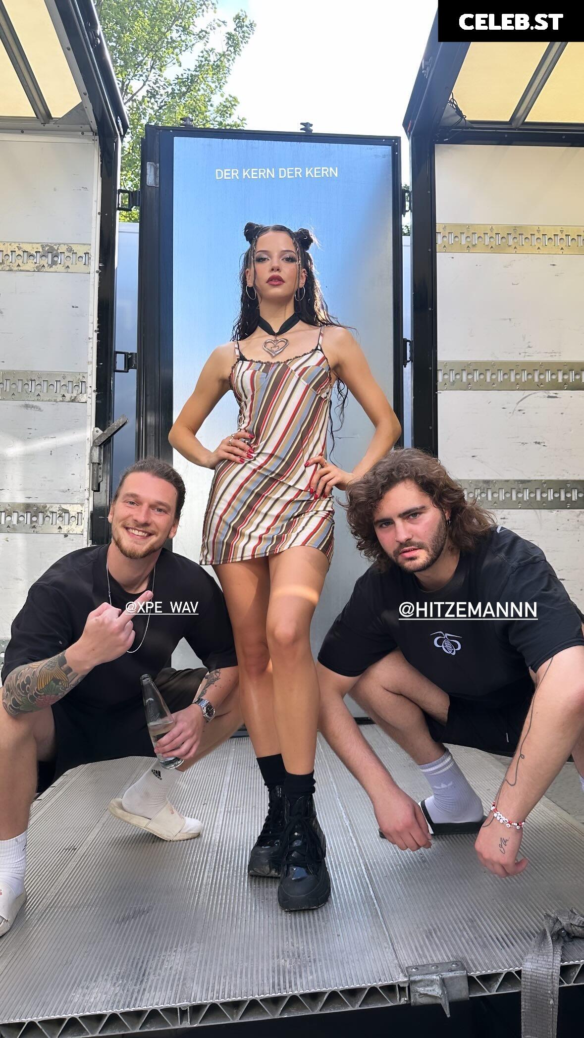 Nina Chuba Image 1993323