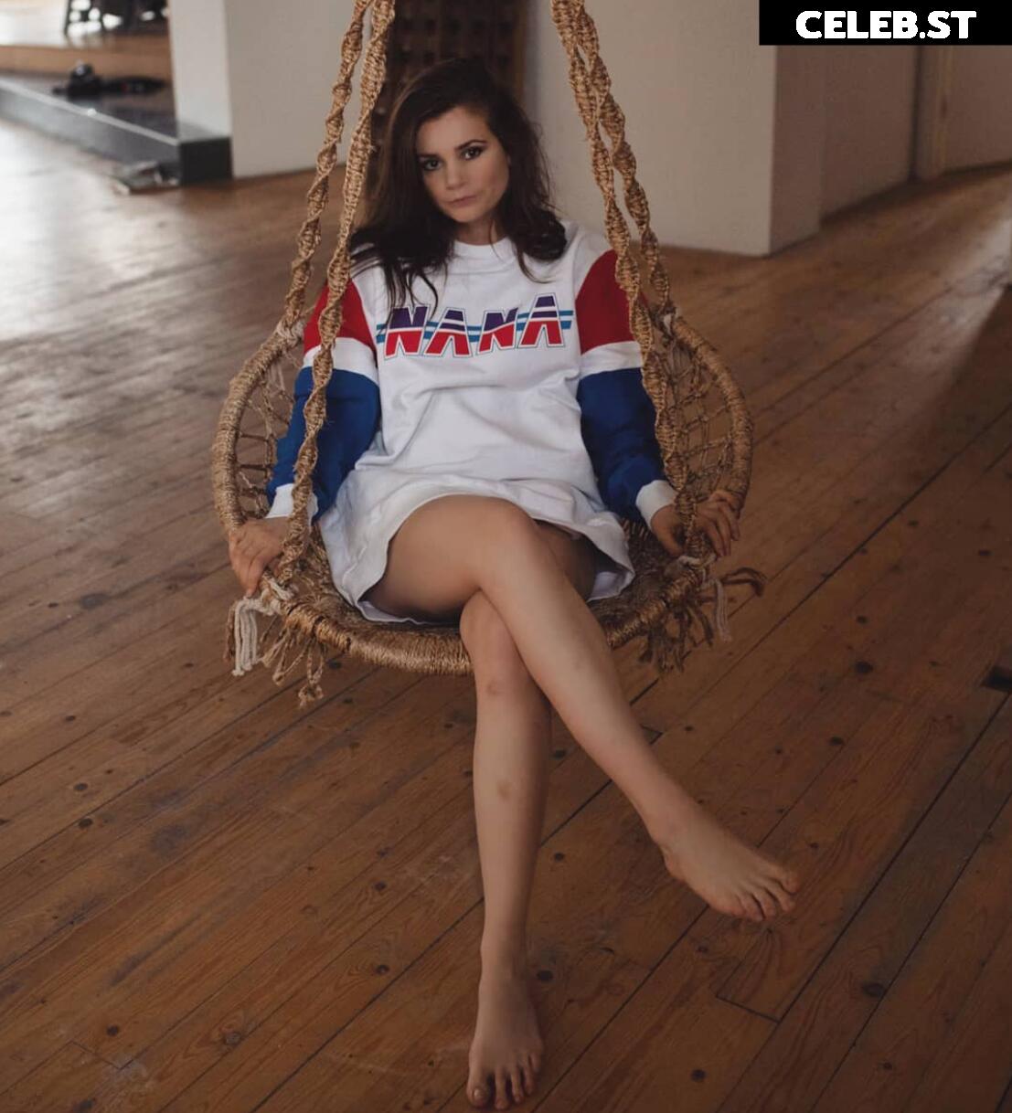 Joyce Ilg Image 1993255