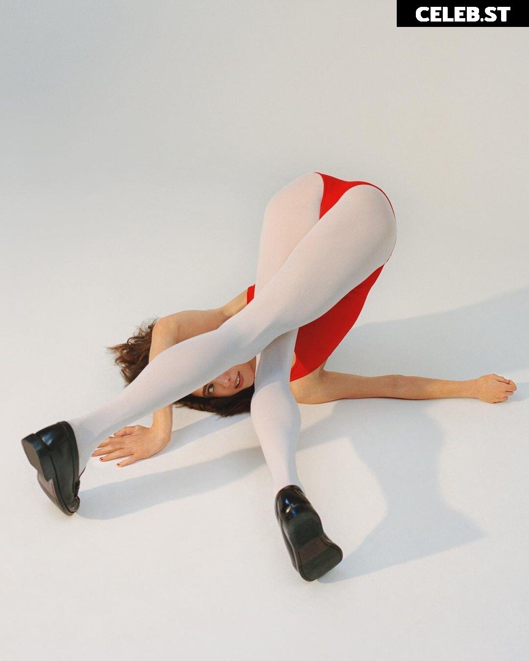 Sarah Margaret Qualley Image 1993211