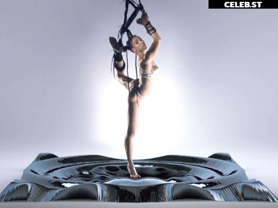 FKA Twigs Image 1990750