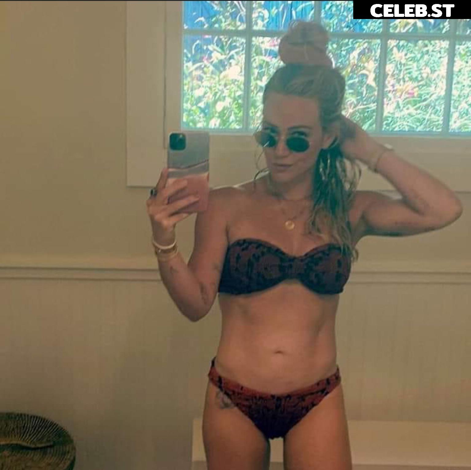 Hillary Duff Image 1990040