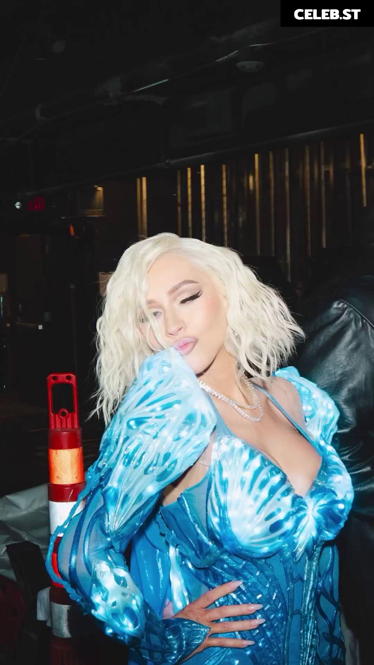 Christina Aguilera Image 1990069