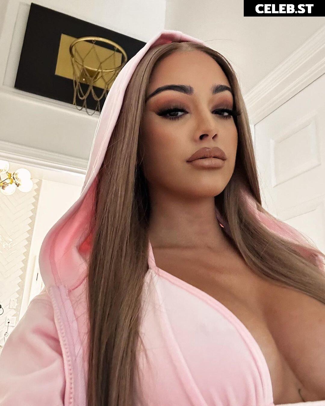 Malu Trevejo Image 1990018