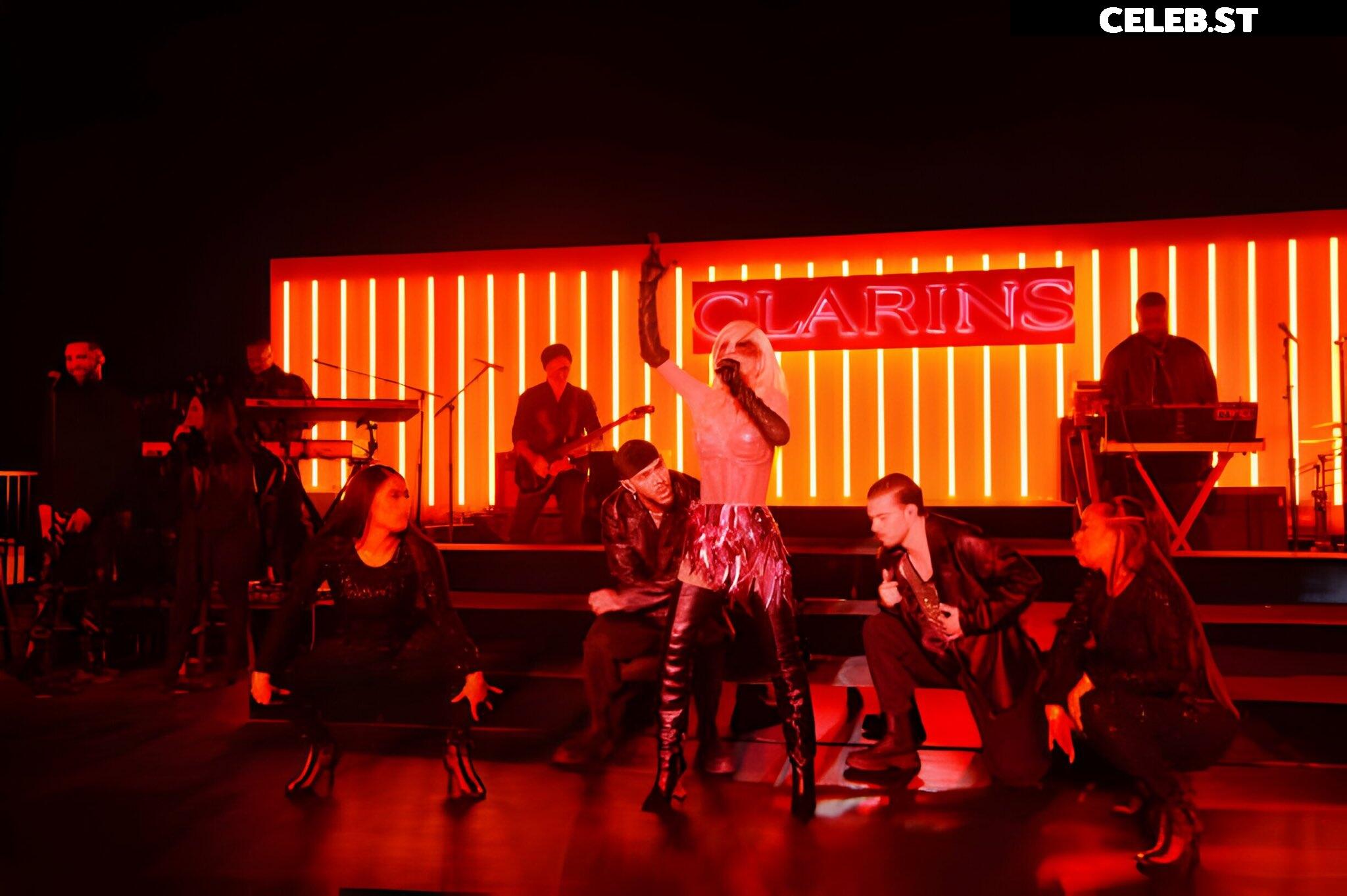 Christina Aguilera Image 1990010