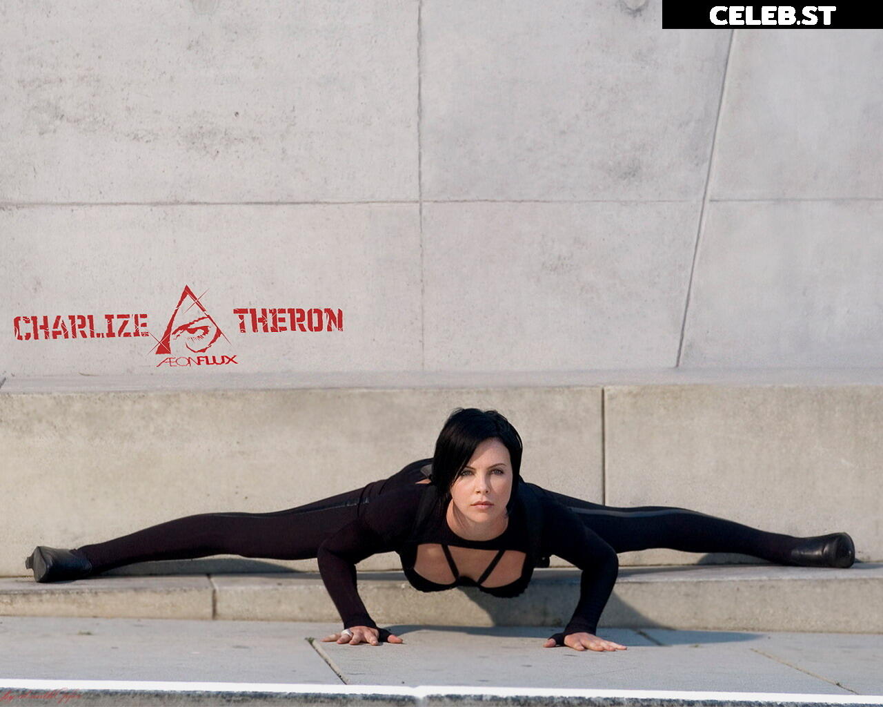 Charlize Theron Image 1990341