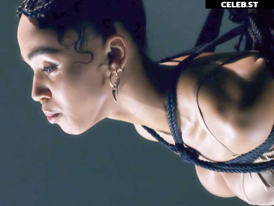 FKA Twigs Image 1990970
