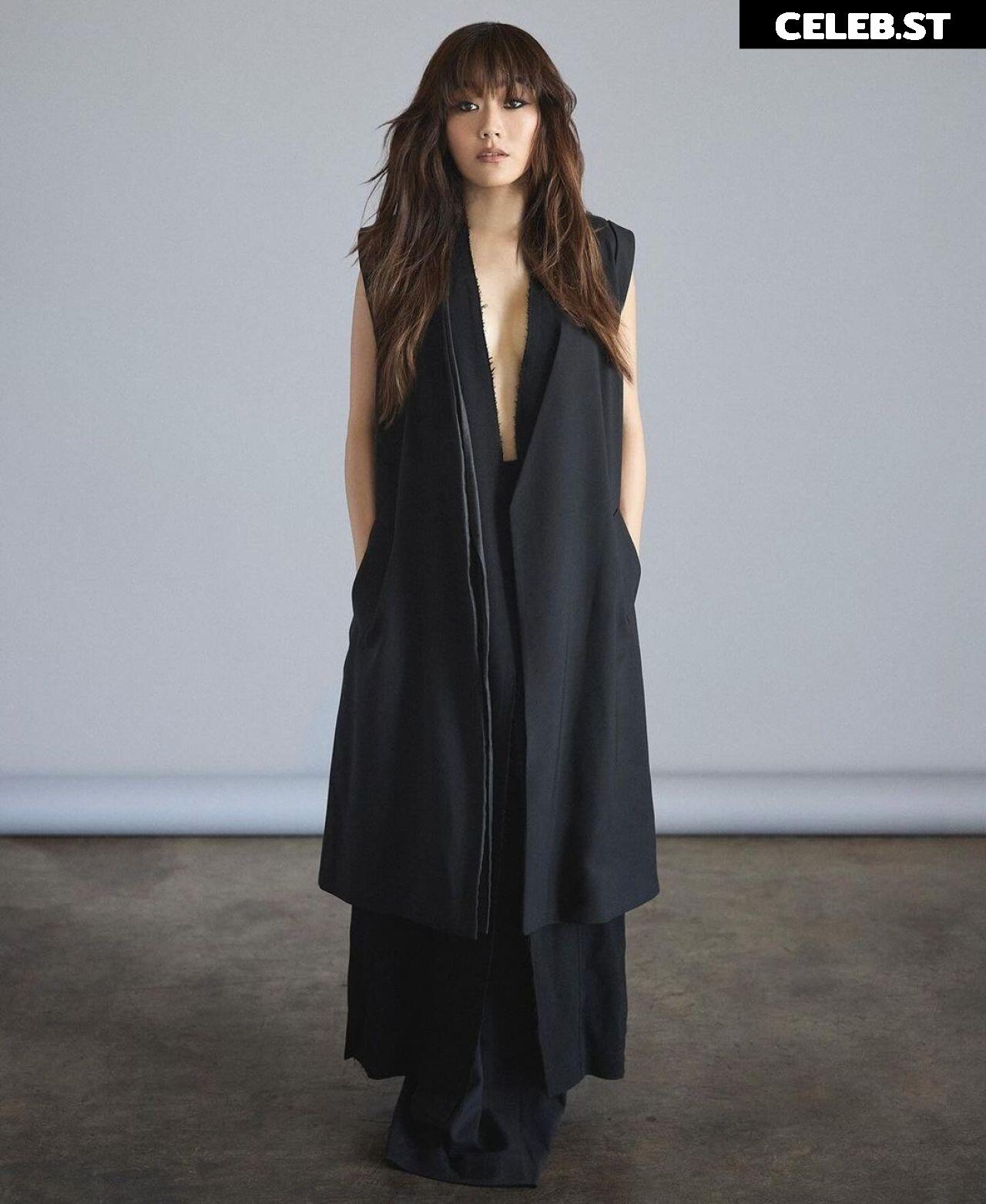 Karen Fukuhara Image 1999806