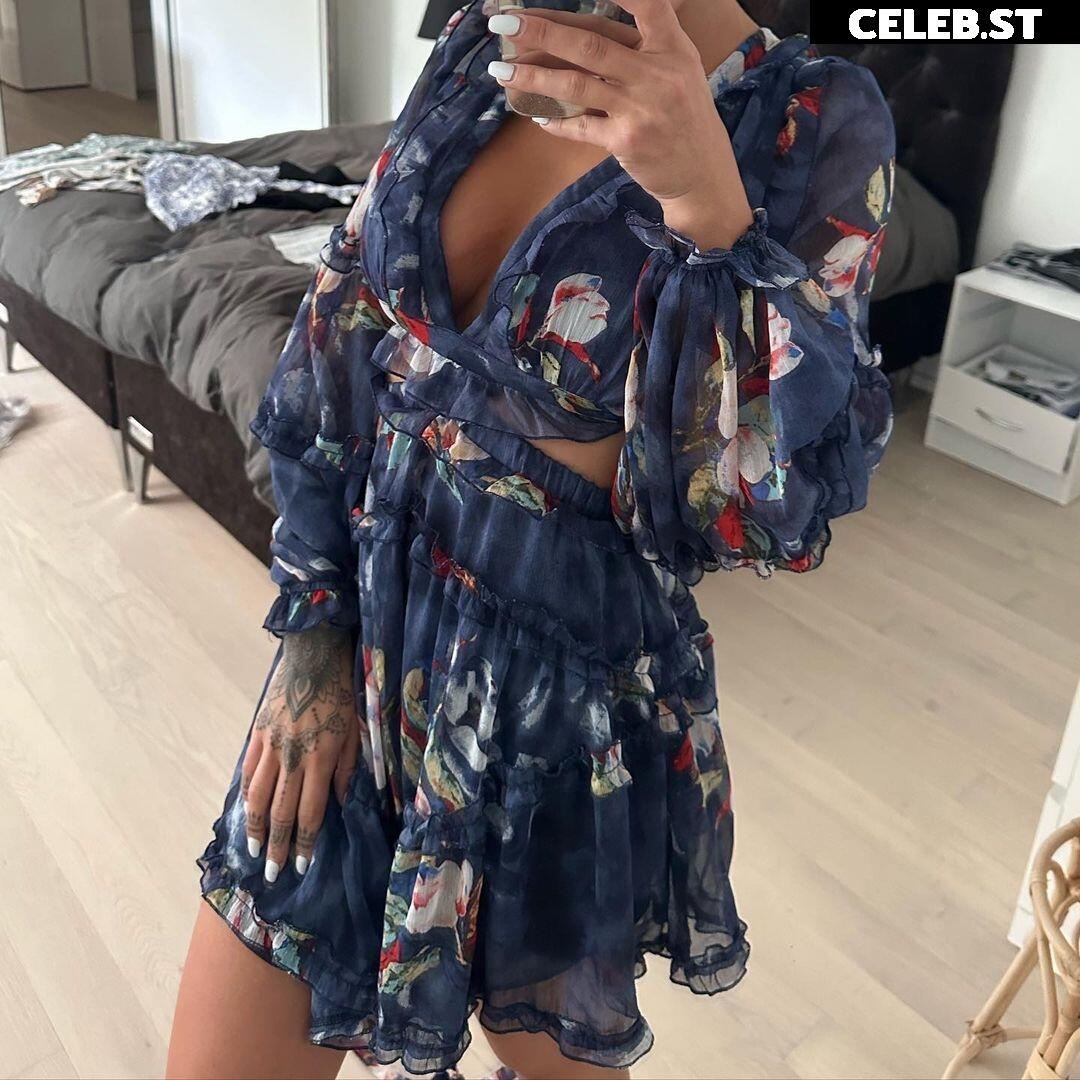 Elena Miras Image 1999578