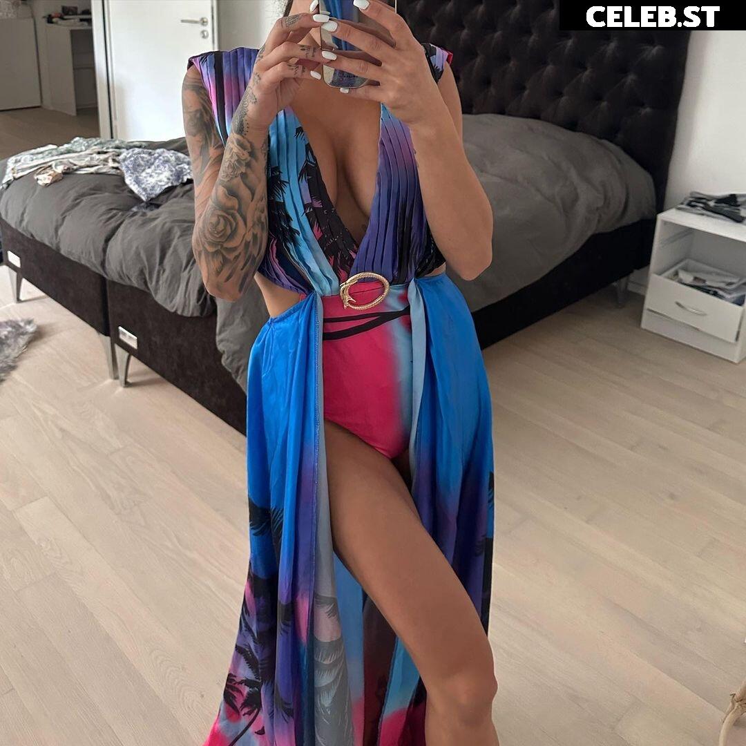 Elena Miras Image 1999404