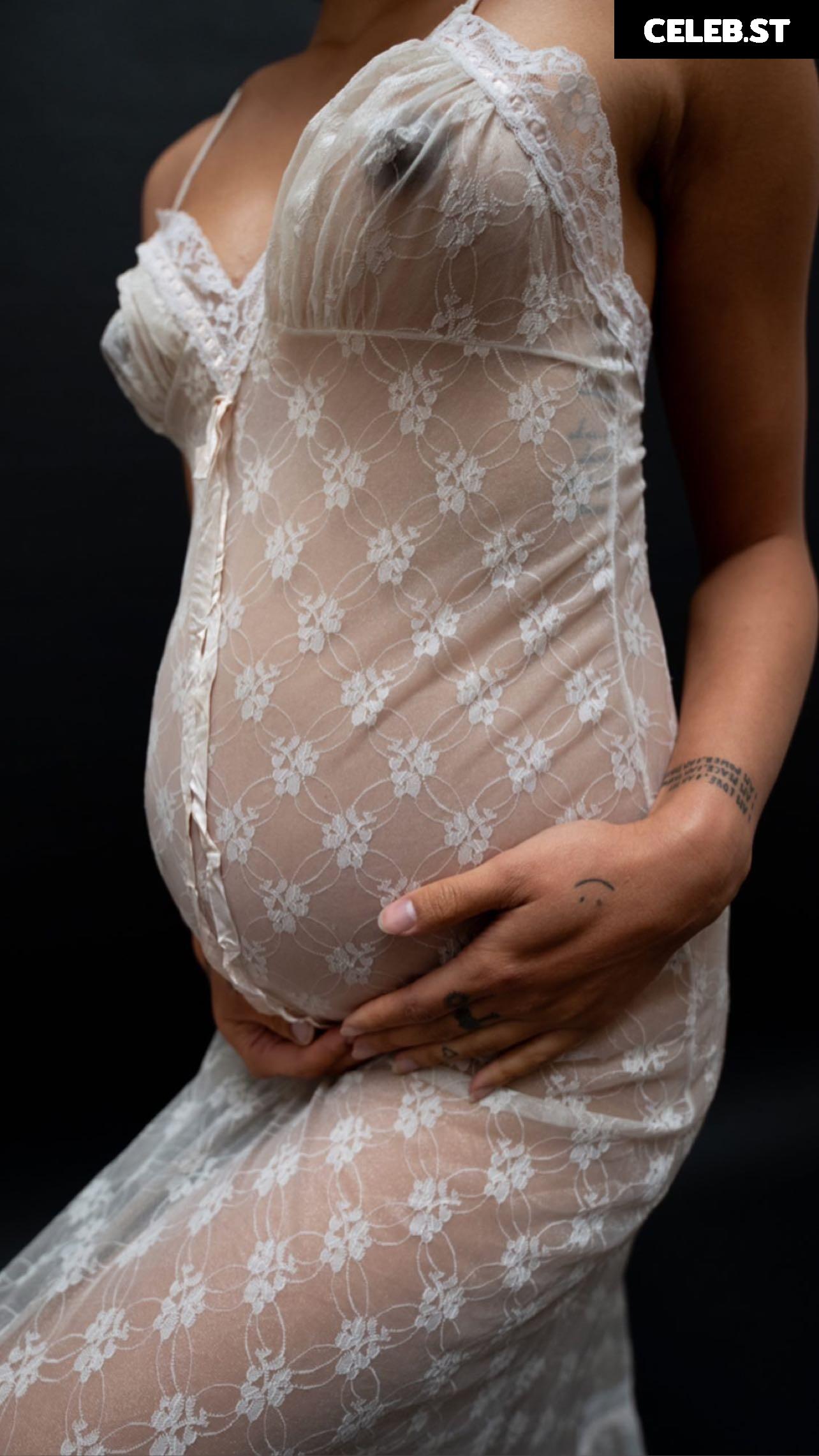 Anuthida Ploypetch Image 1999788