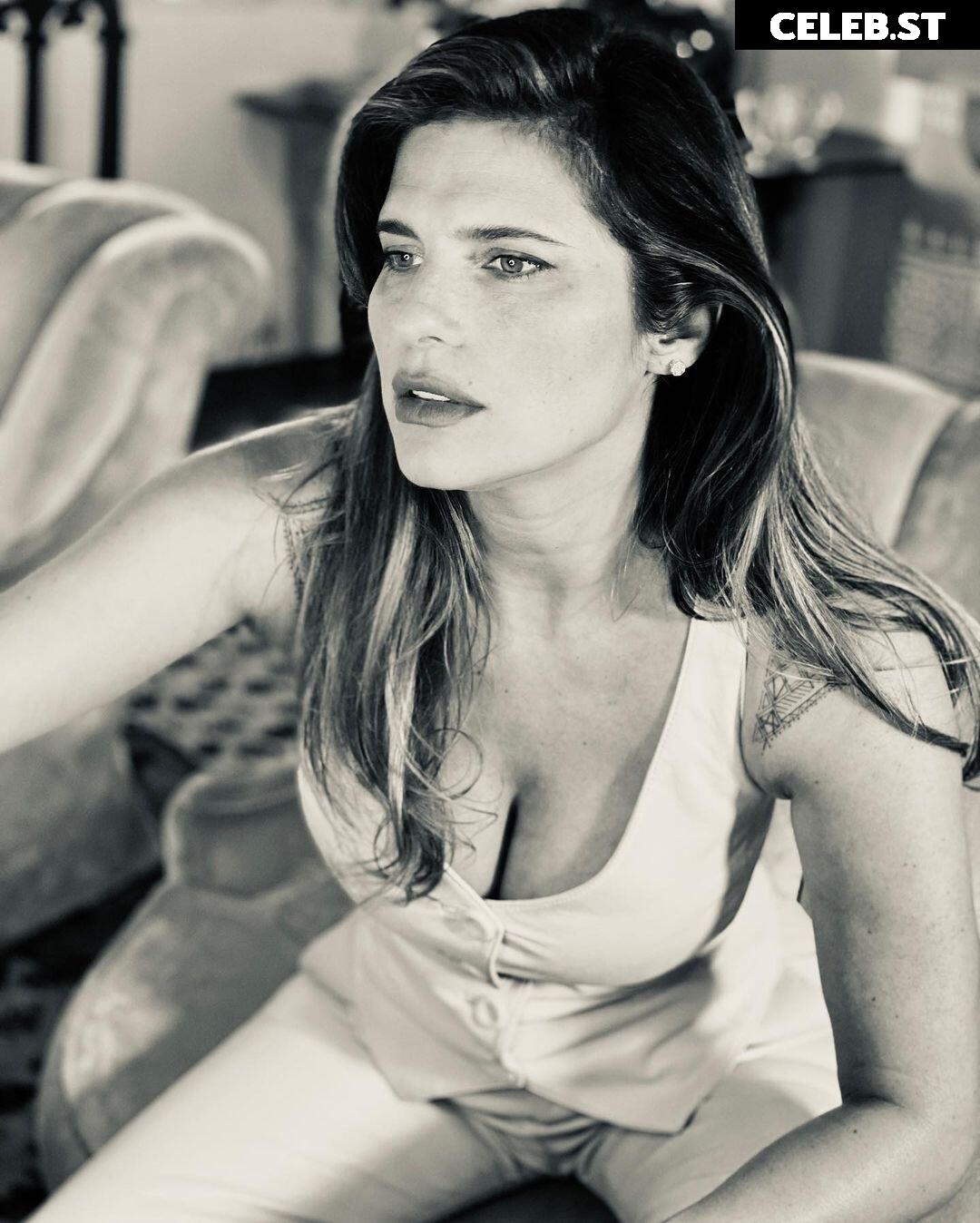 Lake Bell Image 1999199