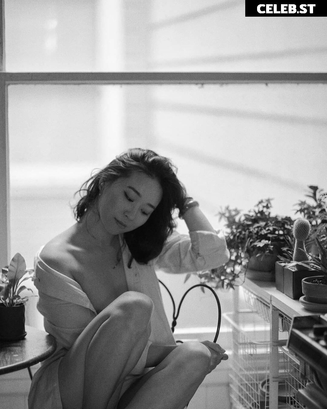 Karen Fukuhara Image 1998896