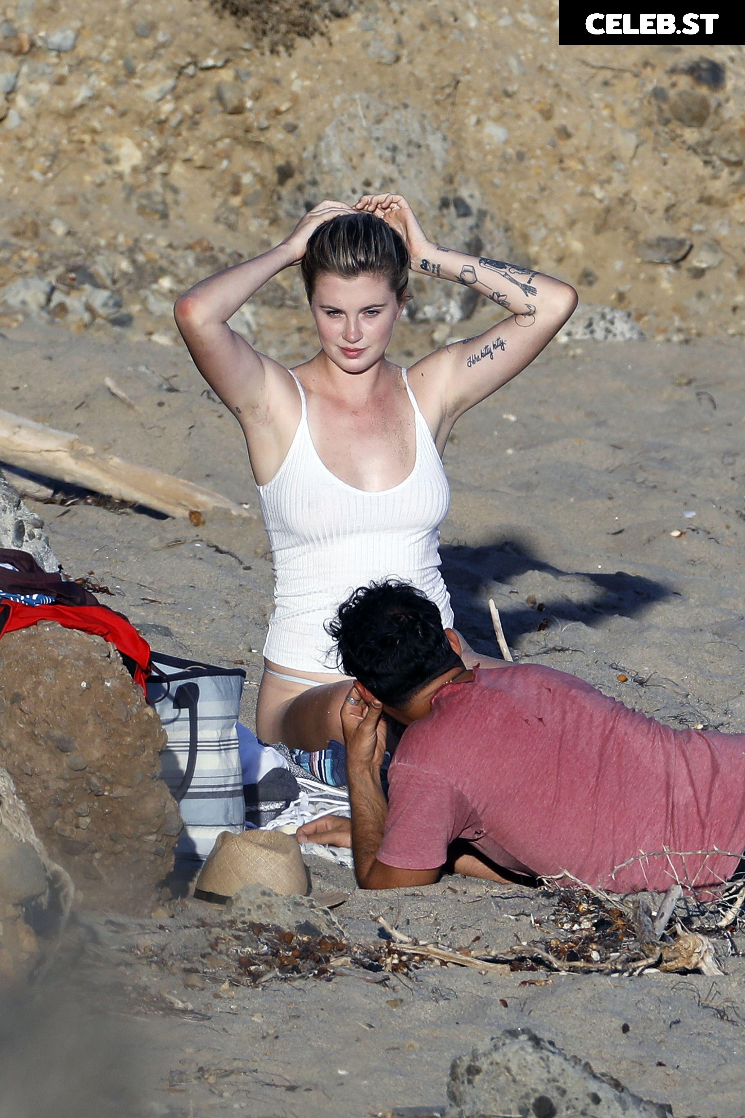 Ireland Baldwin Image 1998593