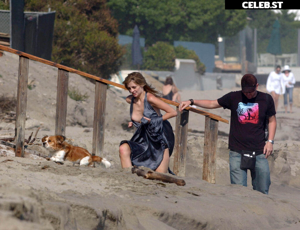 Mischa Barton Image 1998713