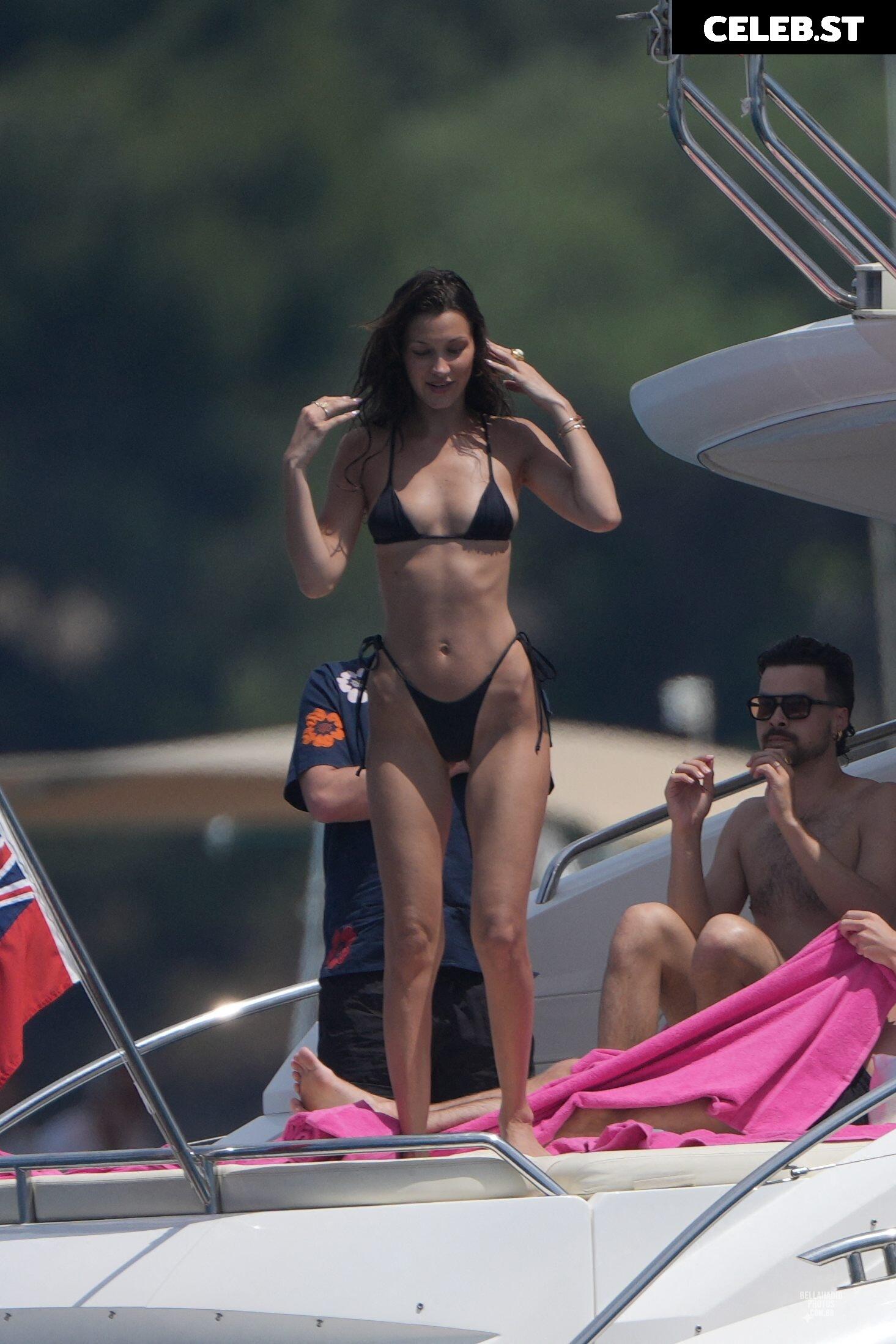 Bella Hadid Image 1998004