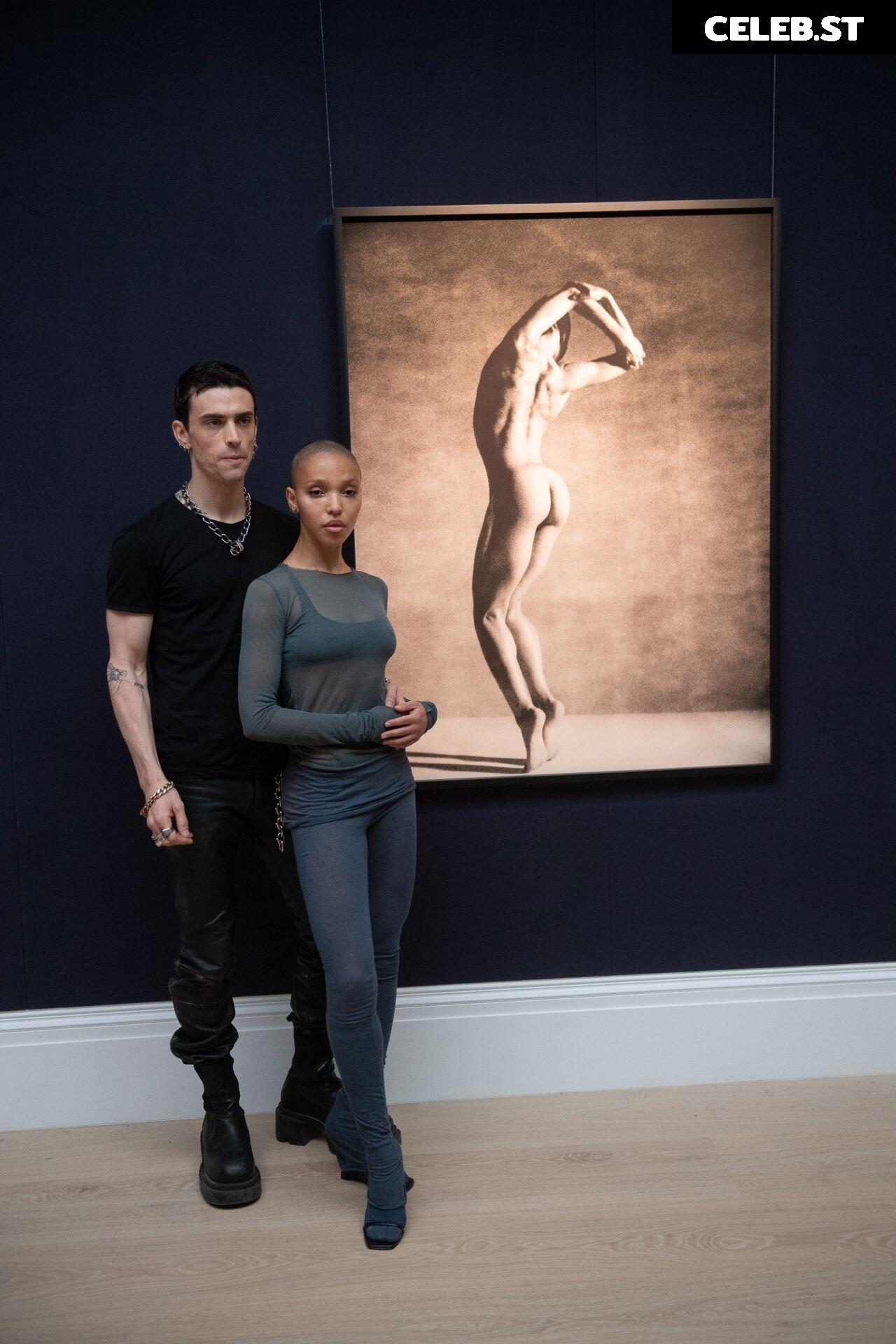 FKA Twigs Image 1998024