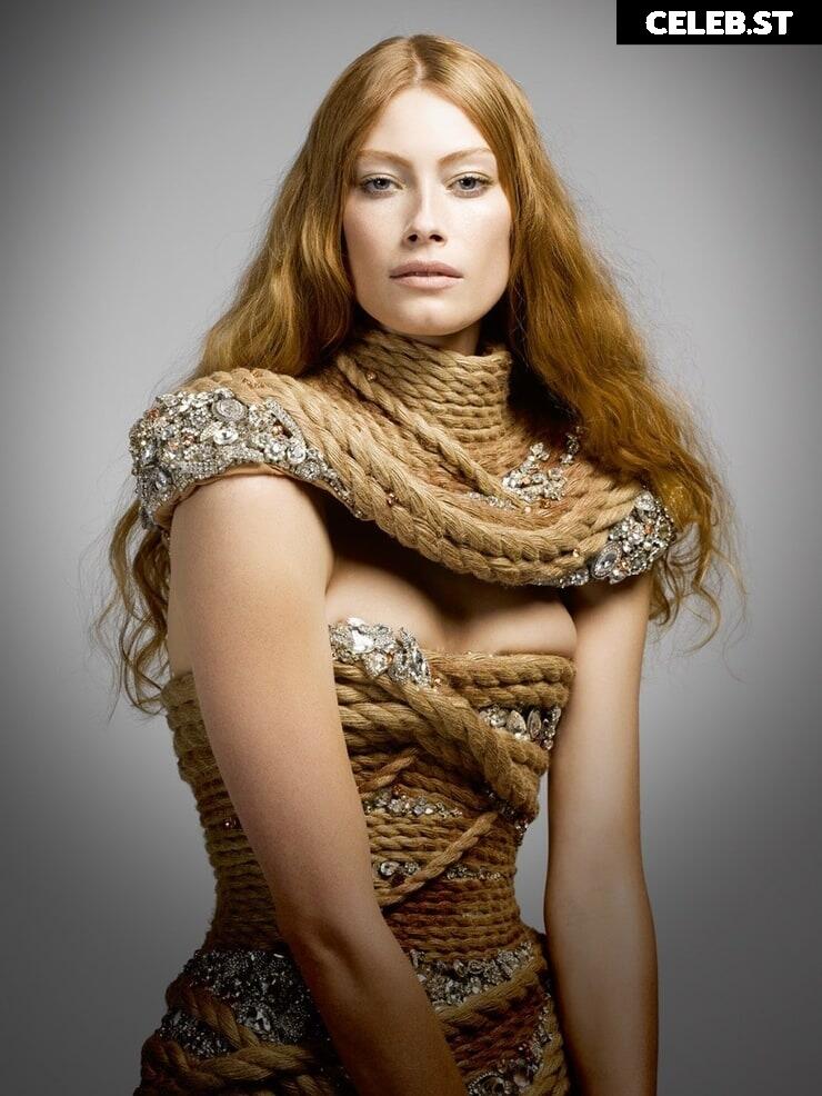 Alyssa Sutherland Image 1986522