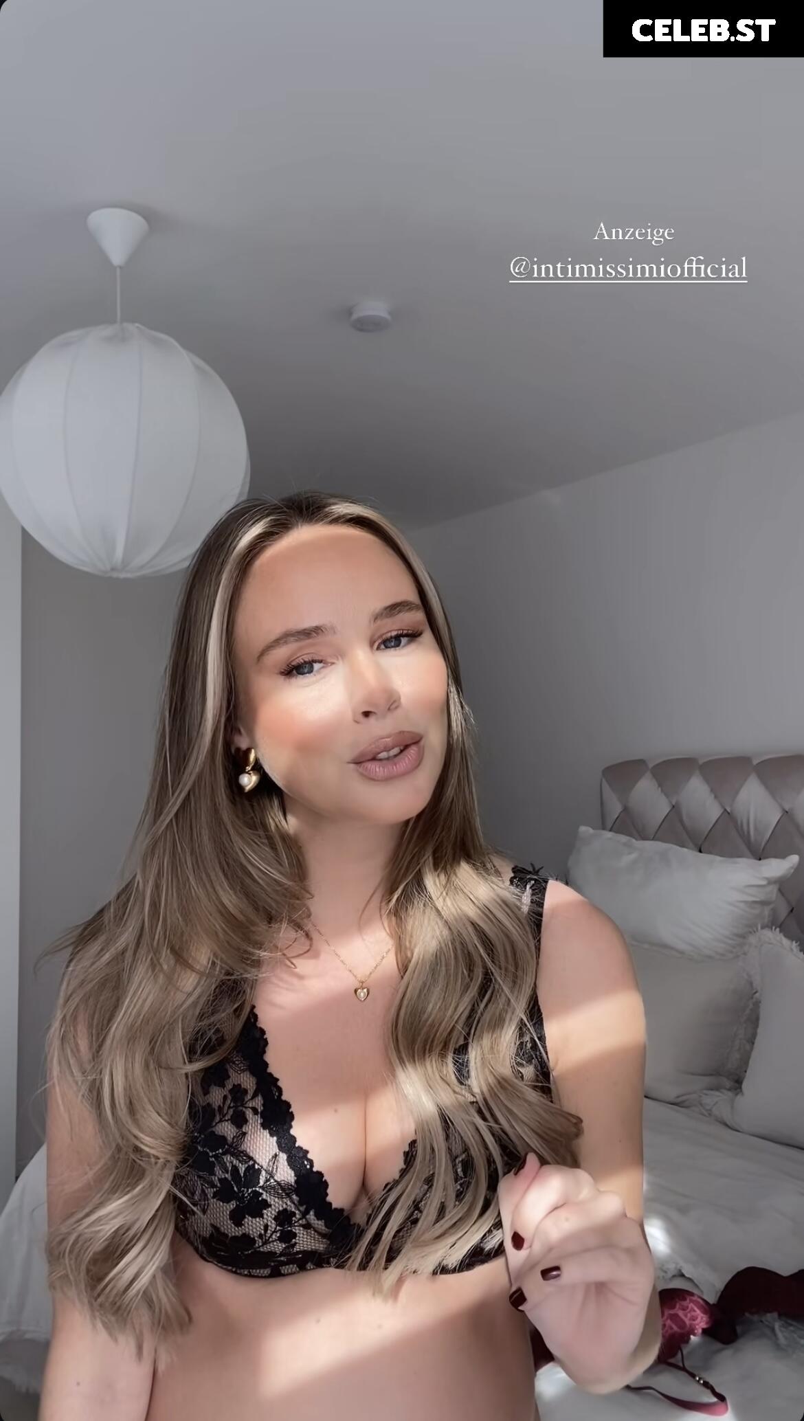 Liz Kaeber Image 1986759