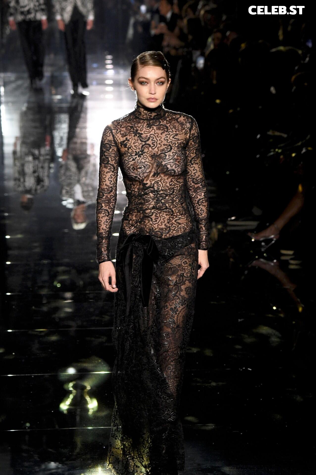 Gigi Hadid Image 1984575