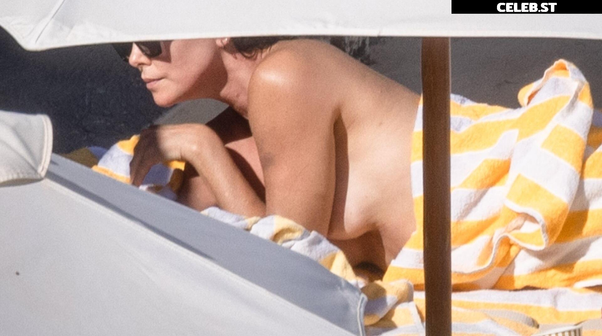 Charlize Theron Image 1984537