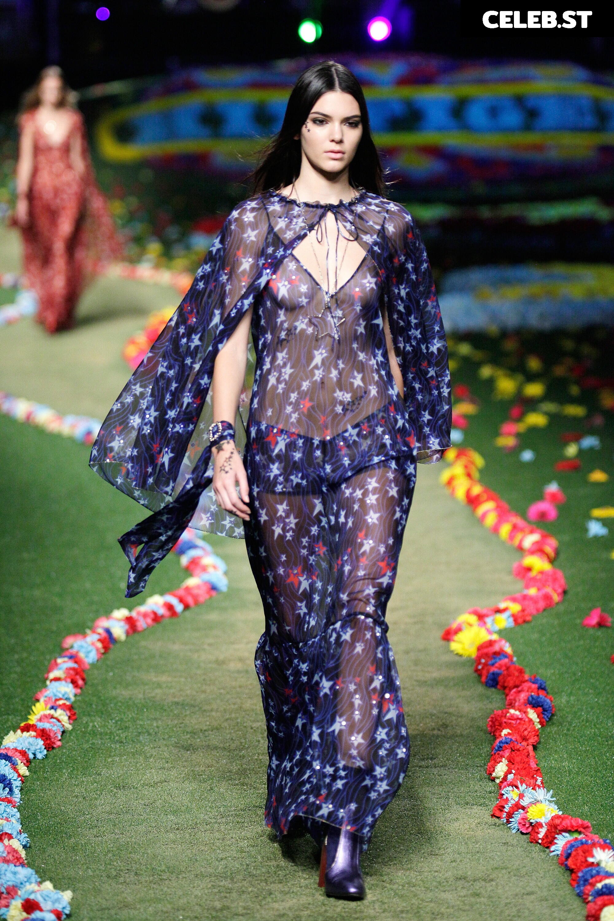 Kendall Jenner Image 1984770