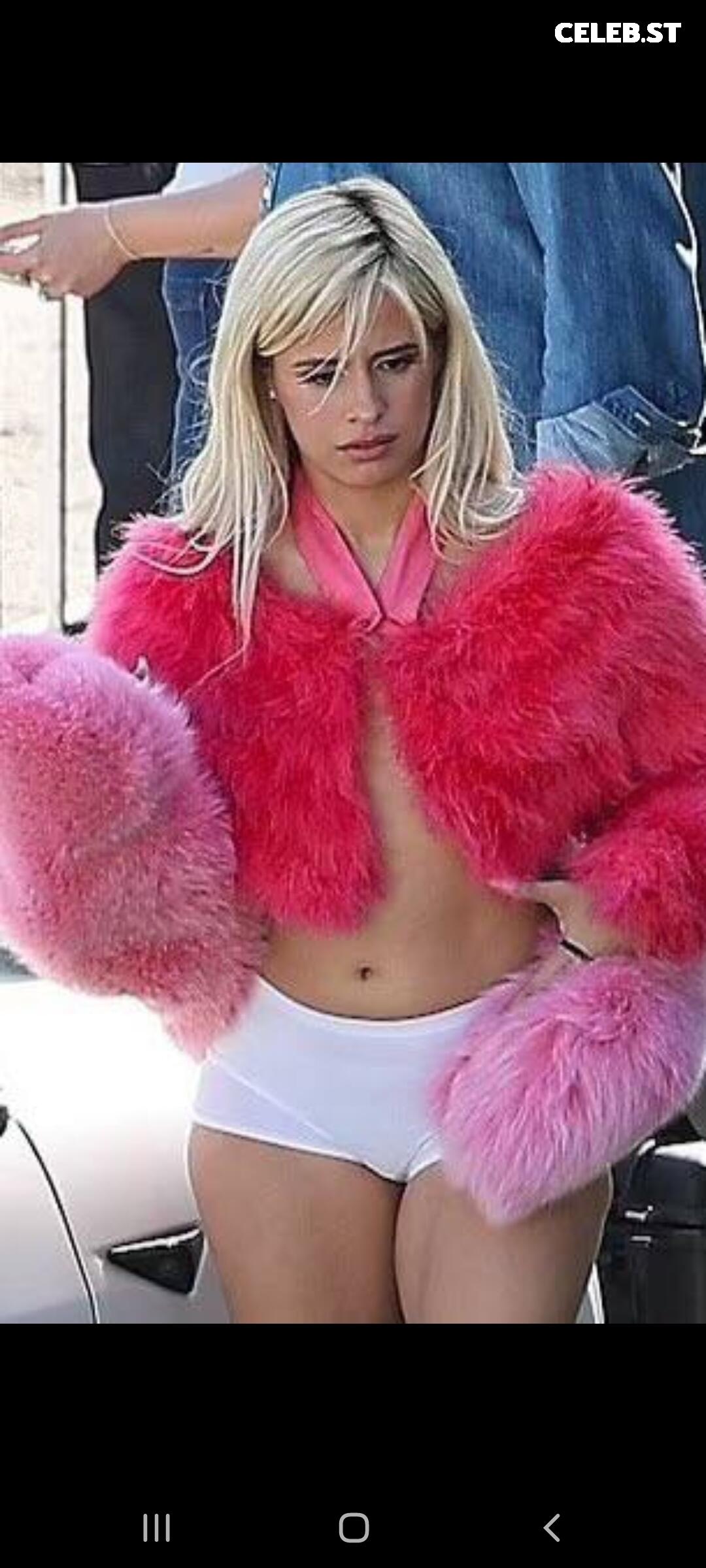 Camila Cabello Image 1984328