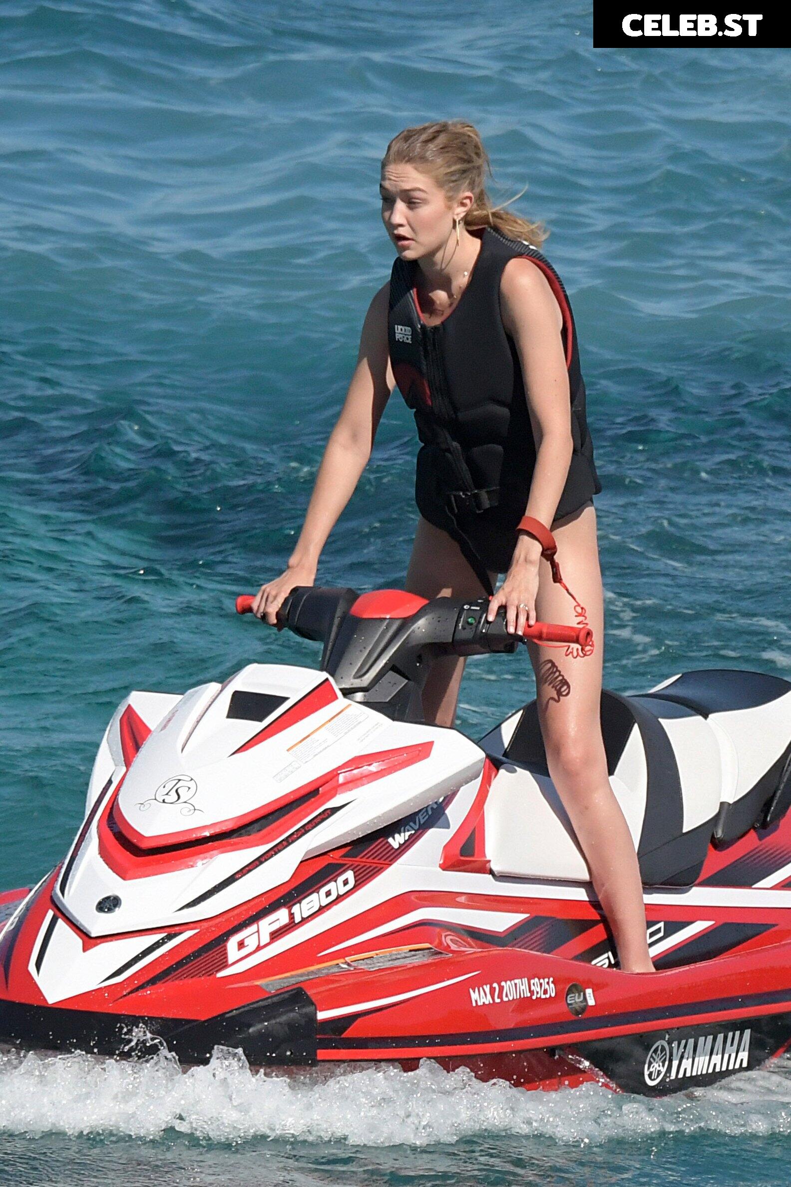 Gigi Hadid Image 1981081