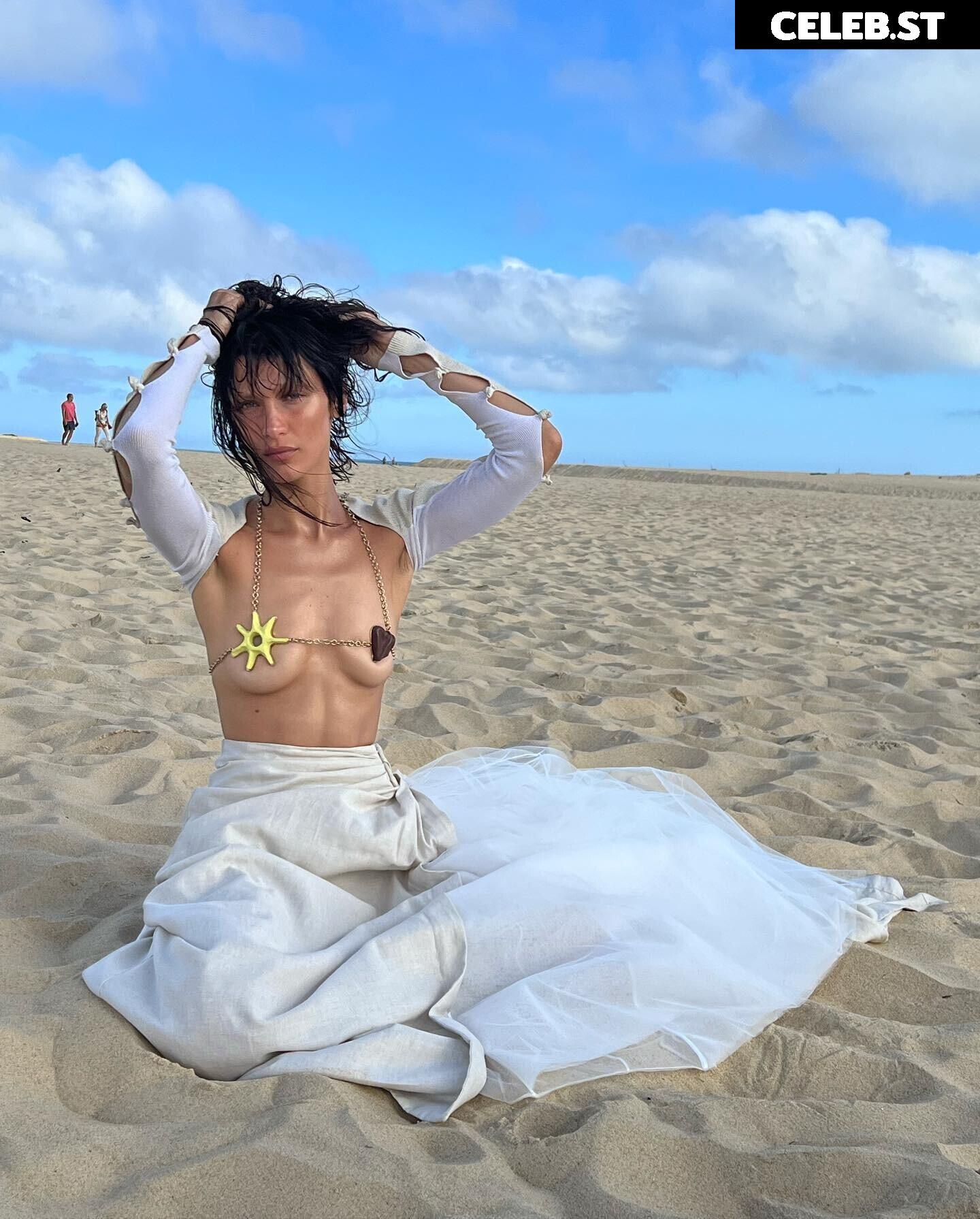 Bella Hadid Image 1982630