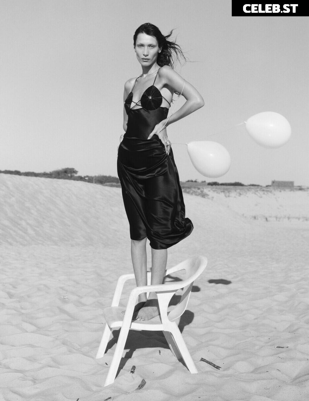 Bella Hadid Image 1982258