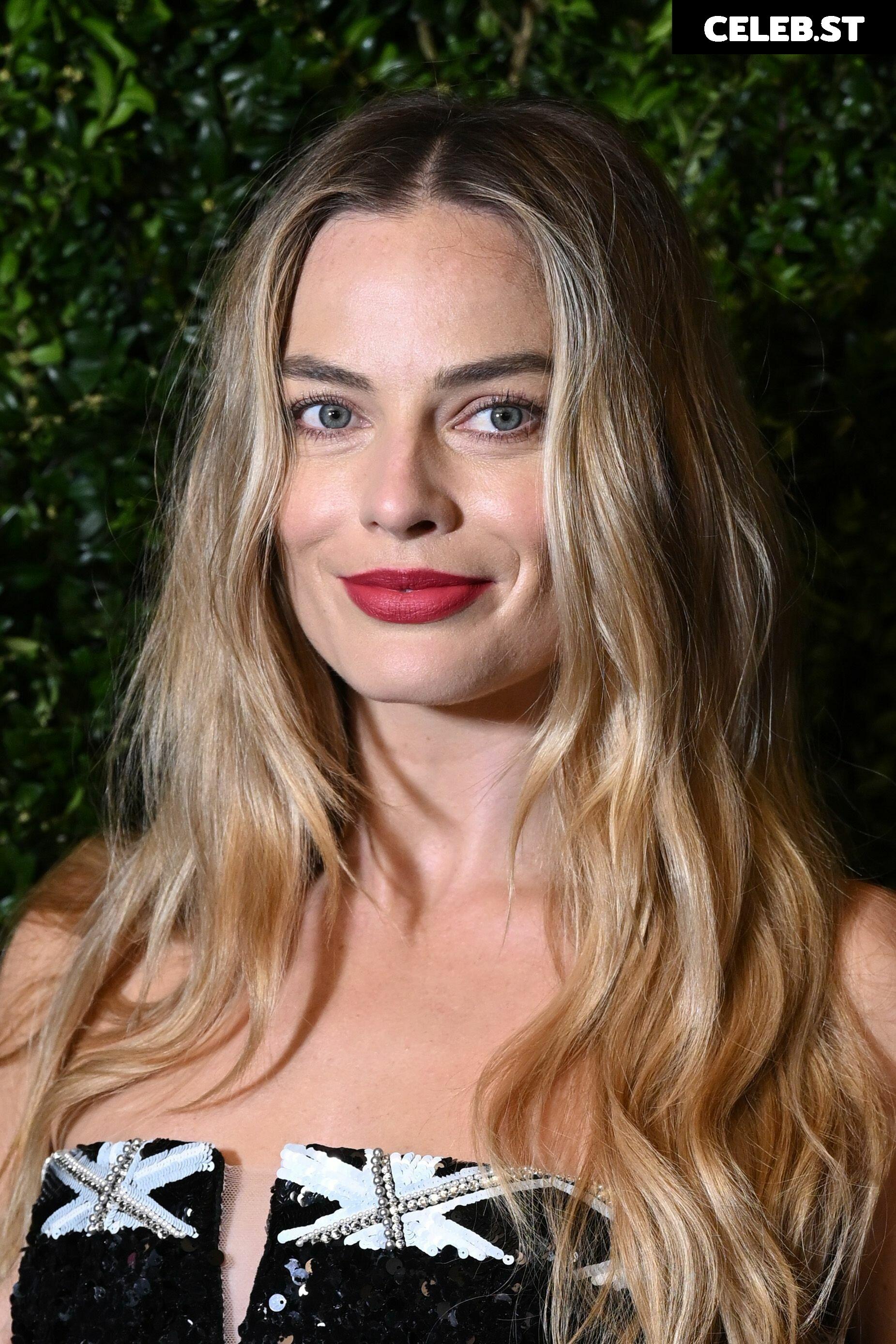 Margot Robbie Image 1983823
