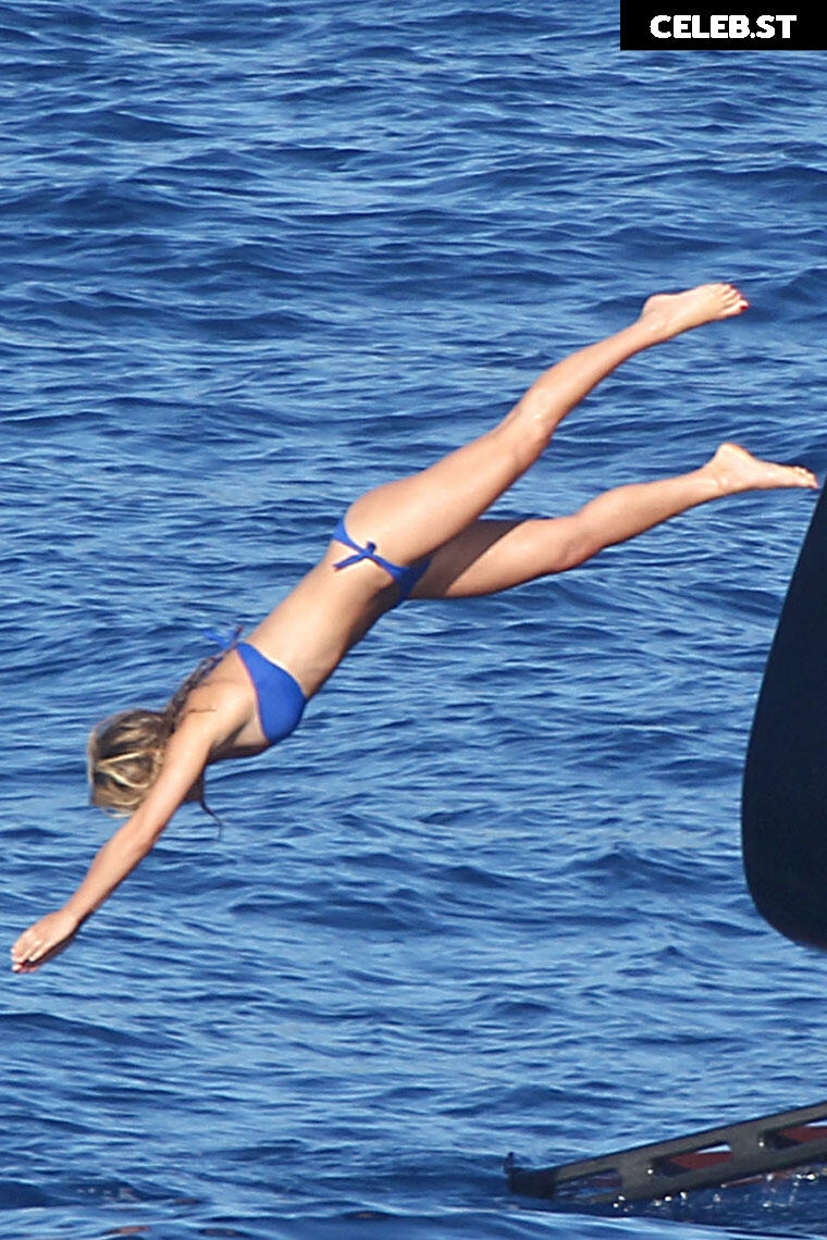 Bar Refaeli Image 1983206