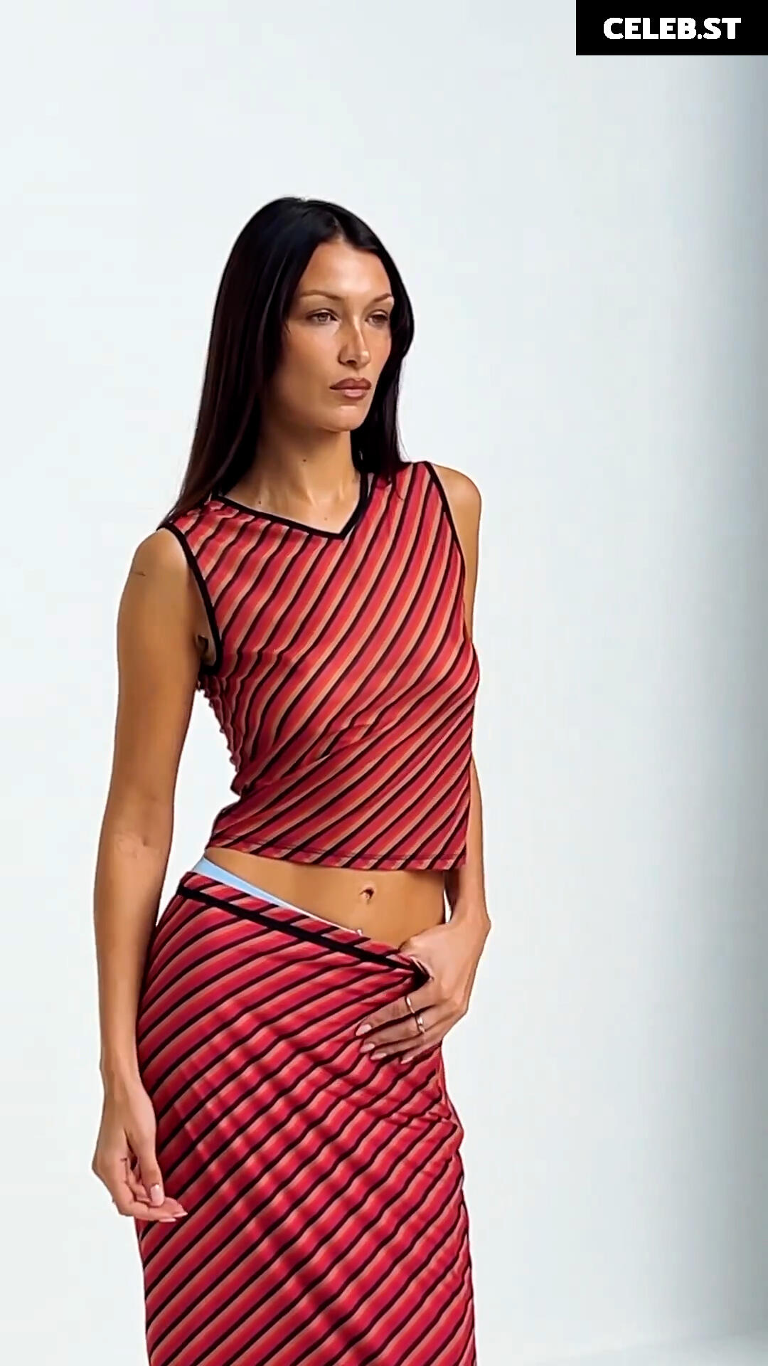Bella Hadid Image 1980718