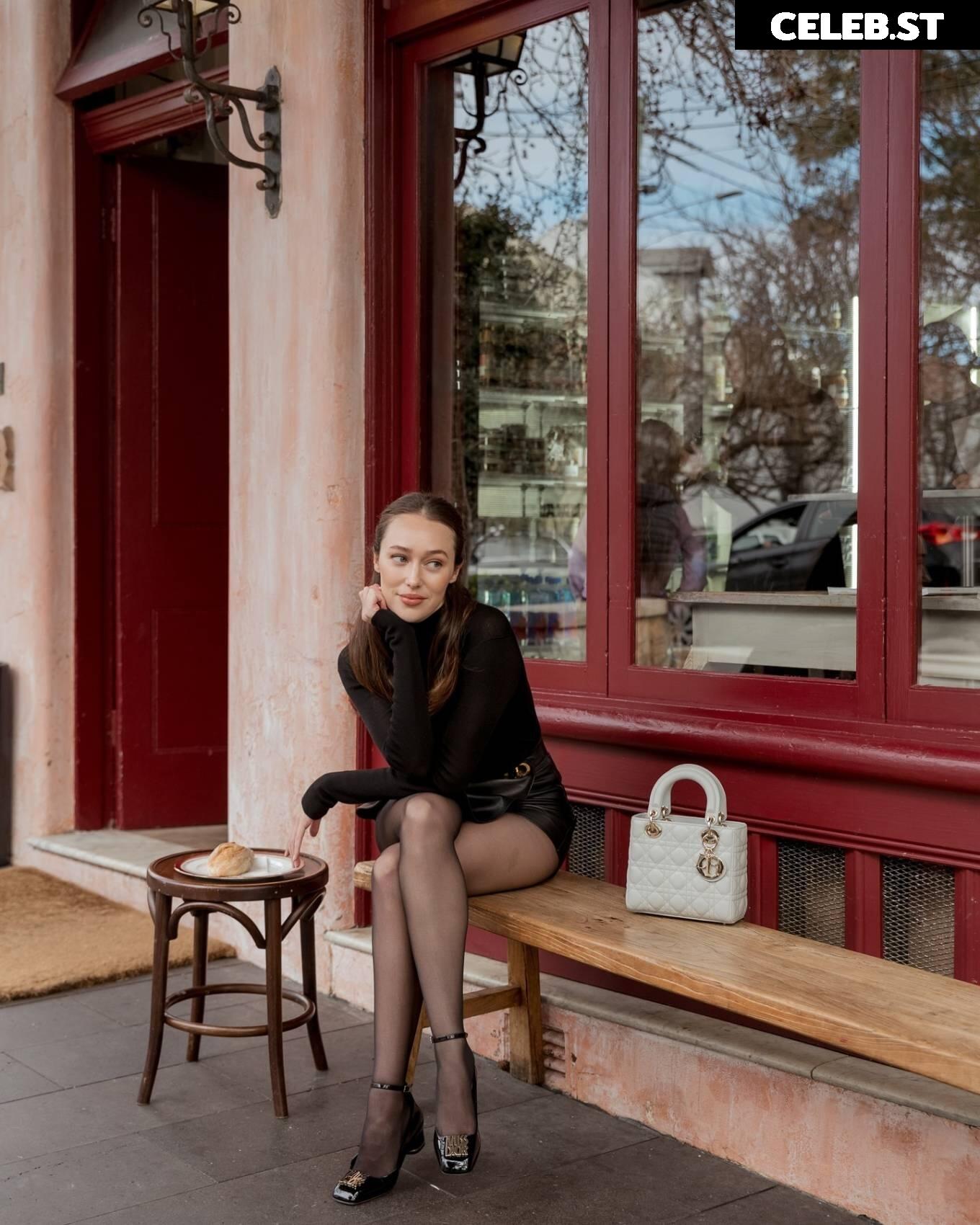 Alycia Debnam-Carey Image 1980129