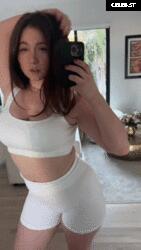 Emma Kenney Image 1980017