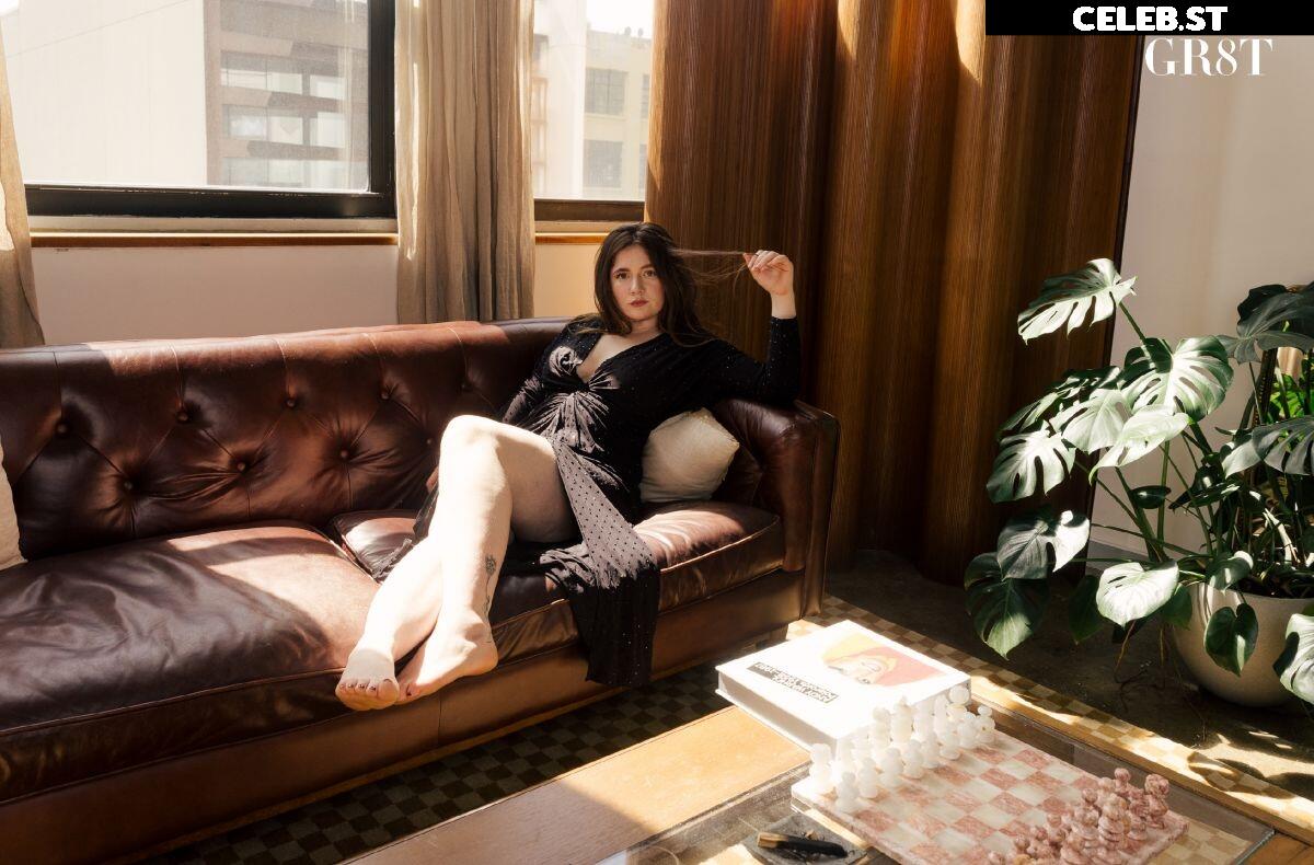 Emma Kenney Image 1980397