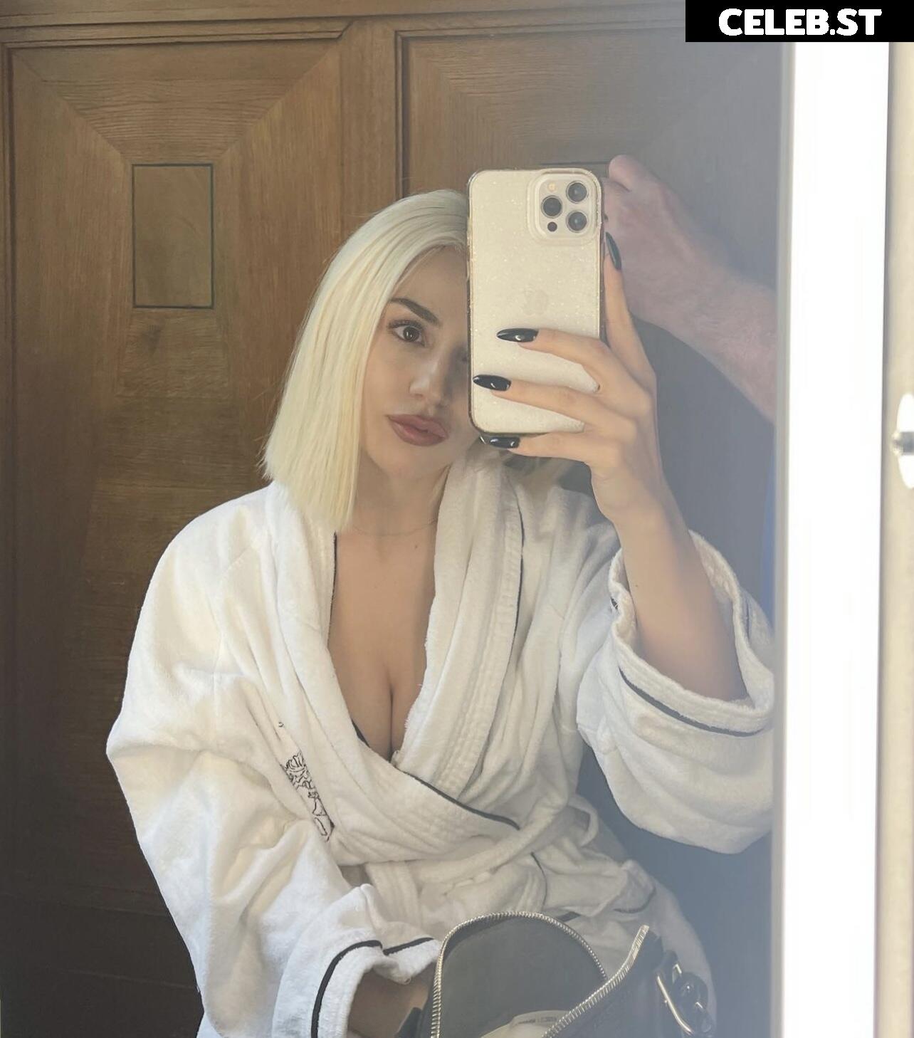 Ava Max Image 1989823