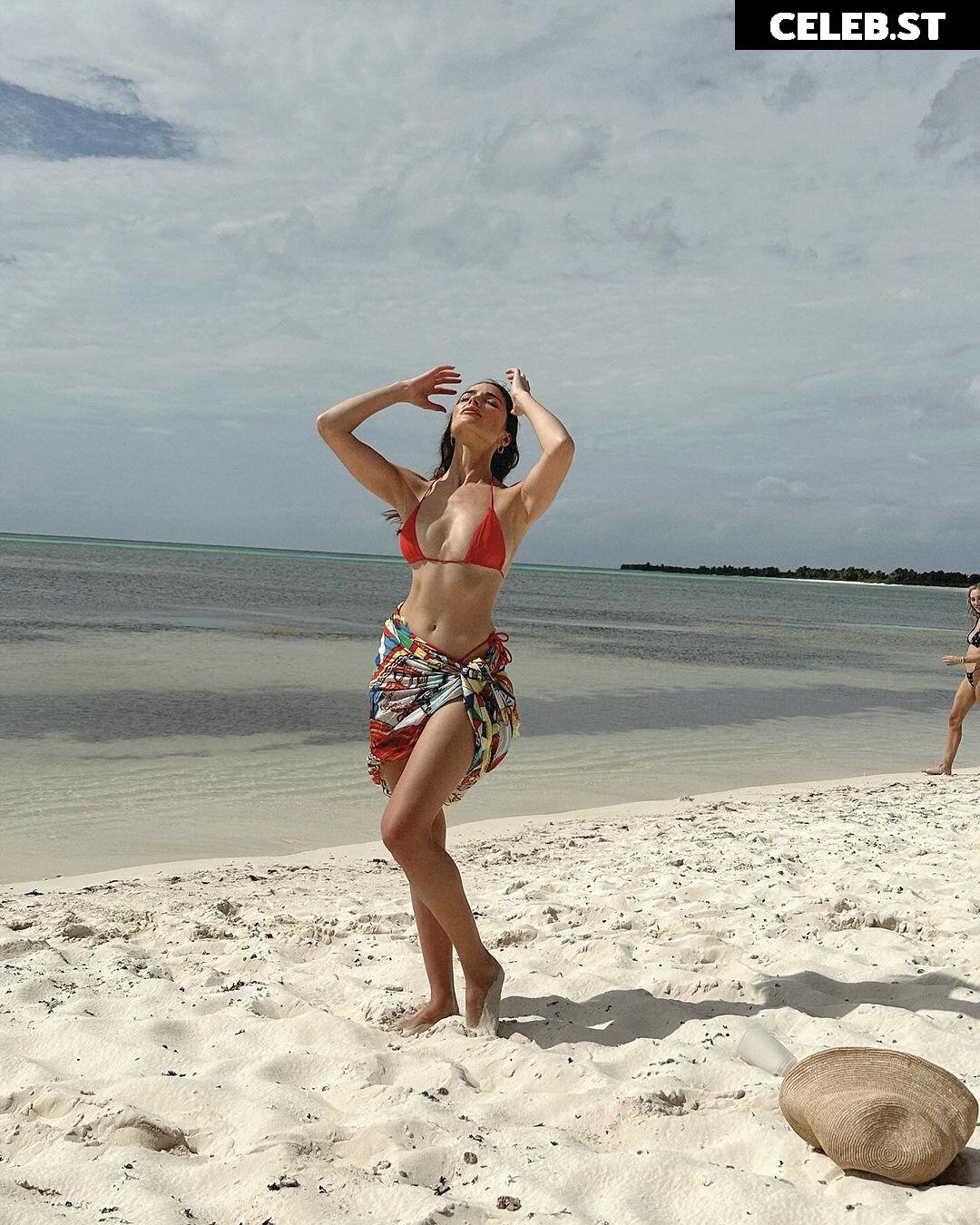 Olivia Culpo Image 1989695