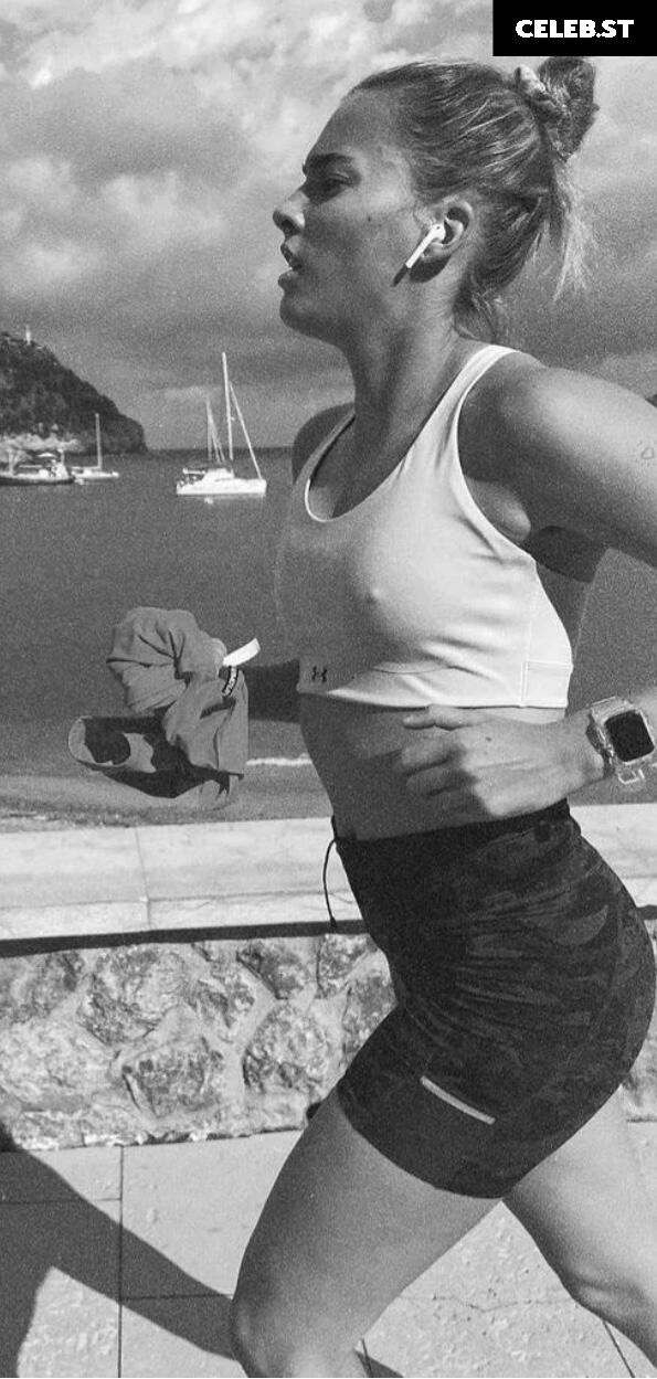 Laura Freigang Image 1989688