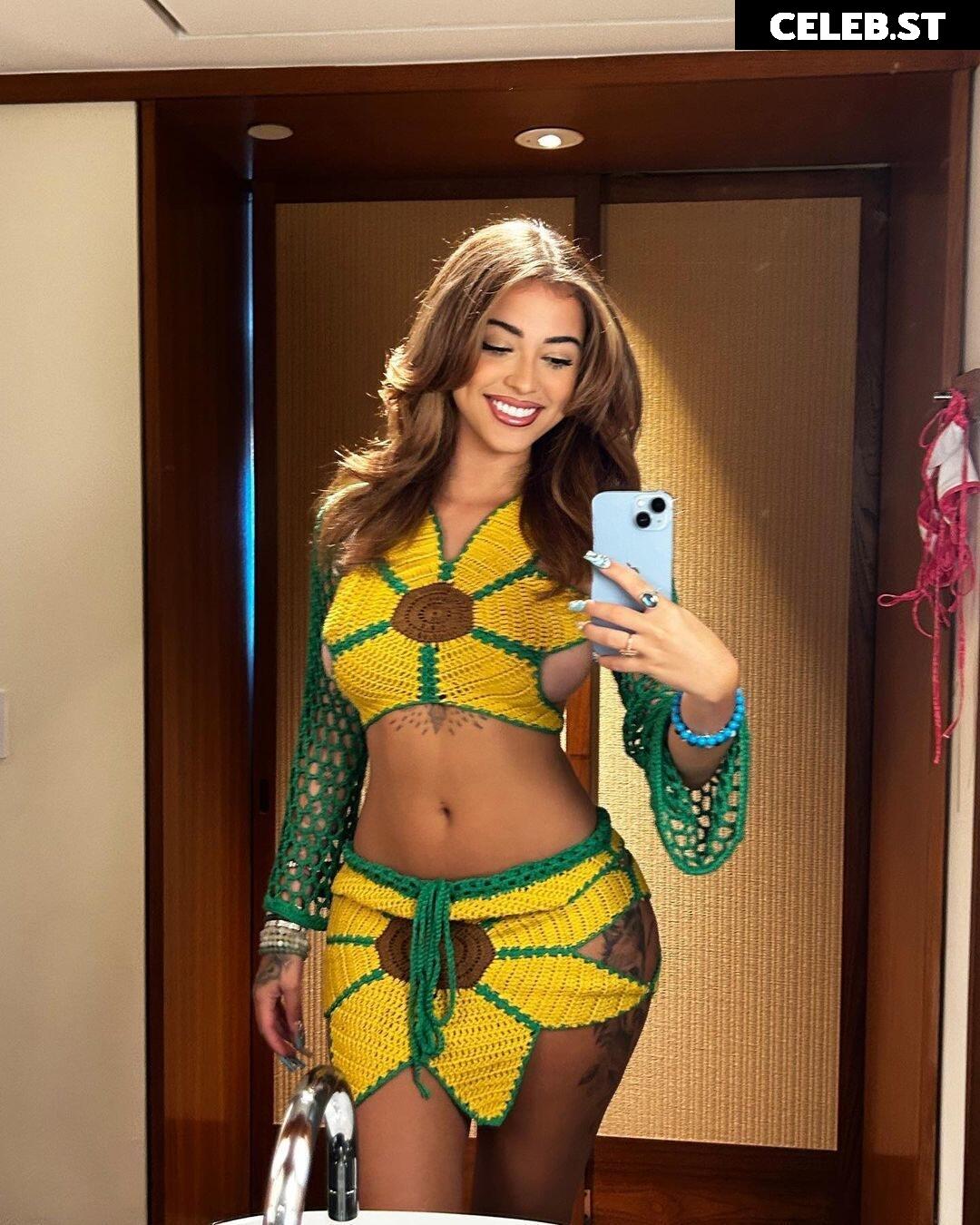 Malu Trevejo Image 1989117