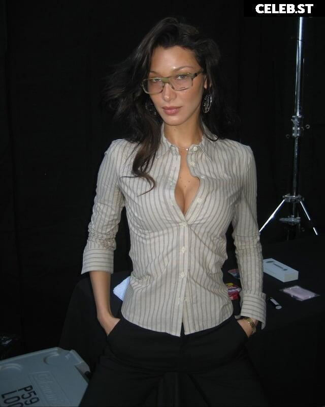 Bella Hadid Image 1989944