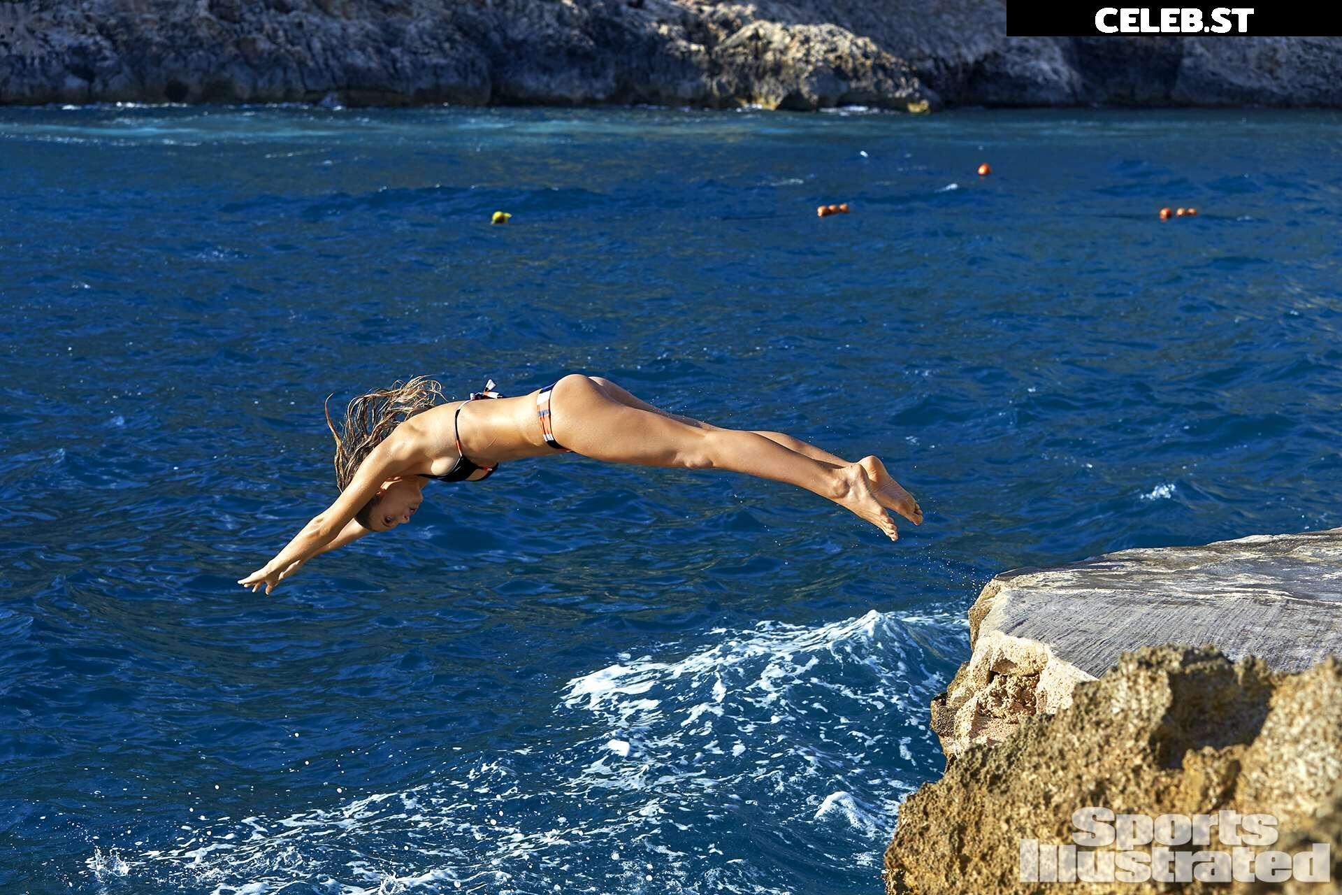 Kate Bock Image 1988636