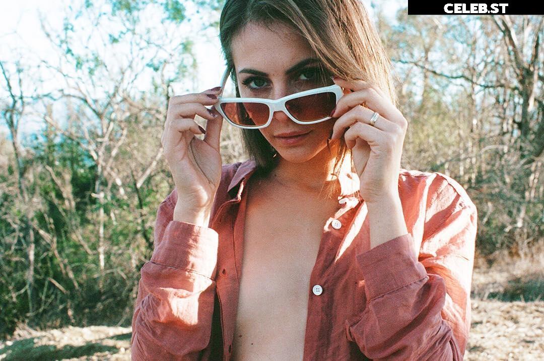 Willa Holland Image 1975612