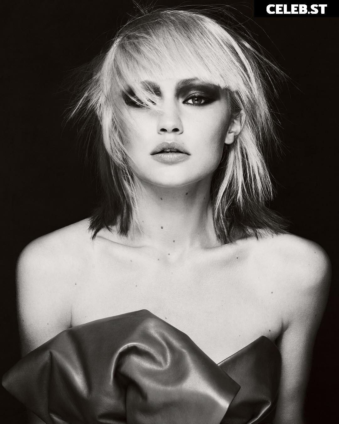 Gigi Hadid Image 1976838