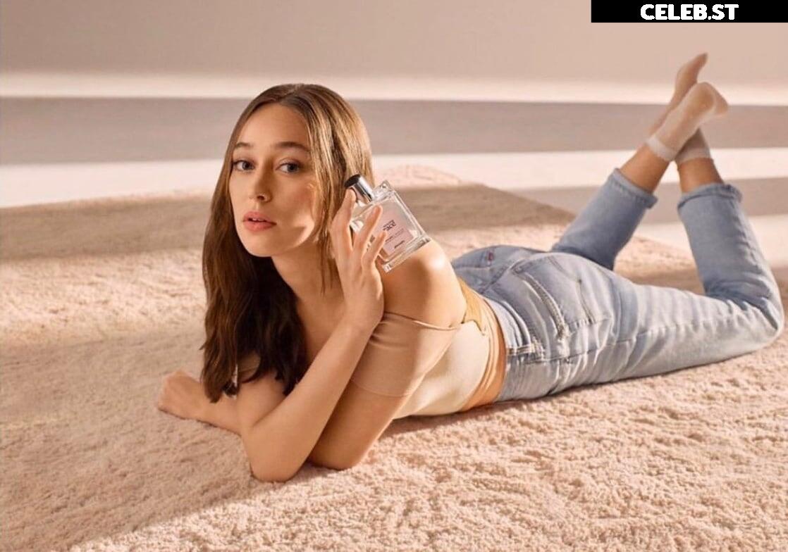 Alycia Debnam-Carey Image 1976680
