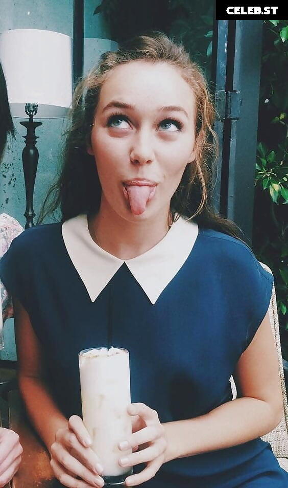Alycia Debnam-Carey Image 1976625