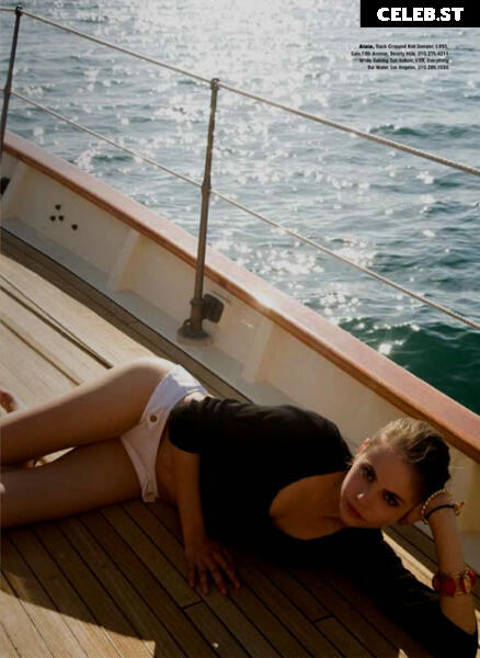 Willa Holland Image 1977475