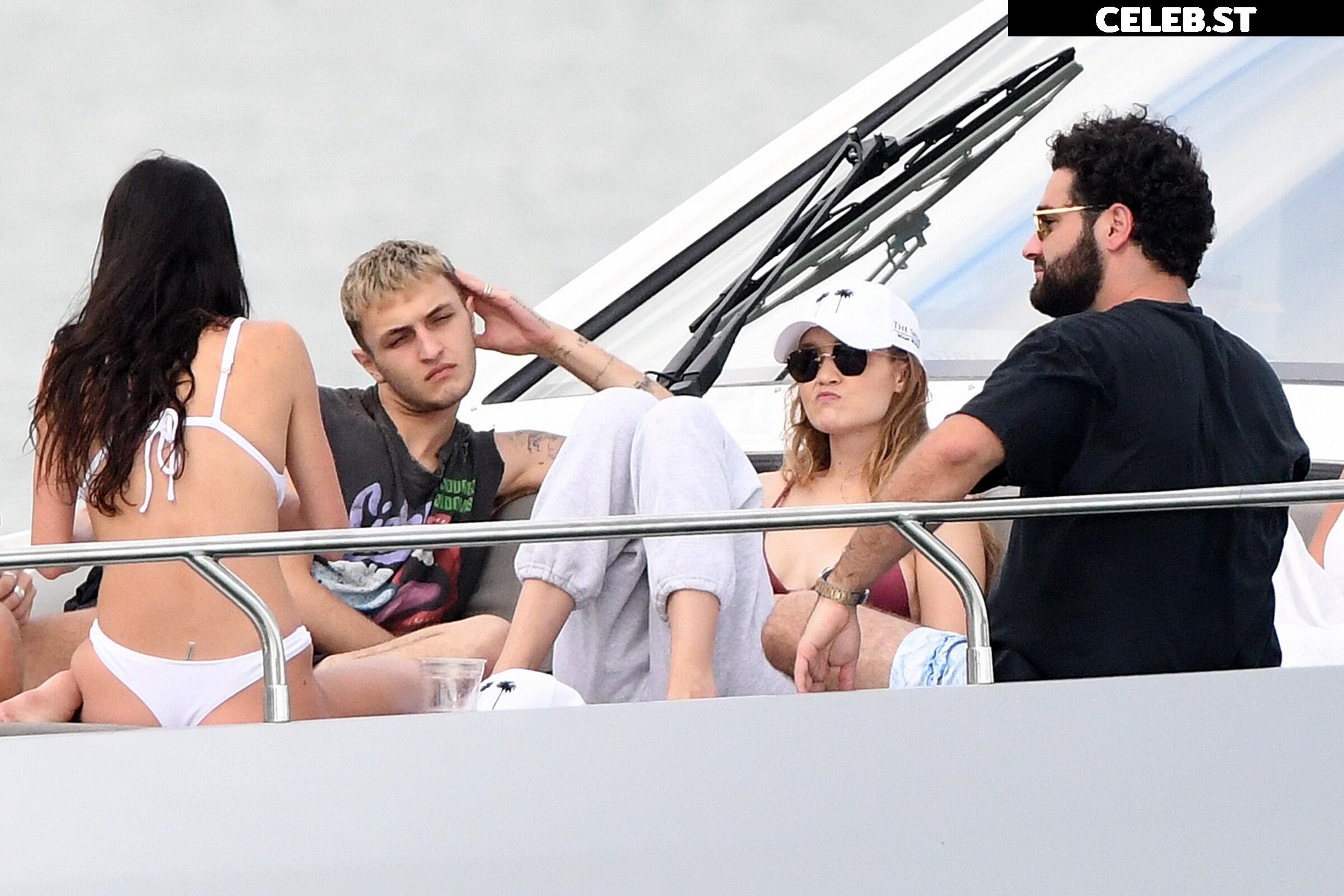 Gigi Hadid Image 1977413